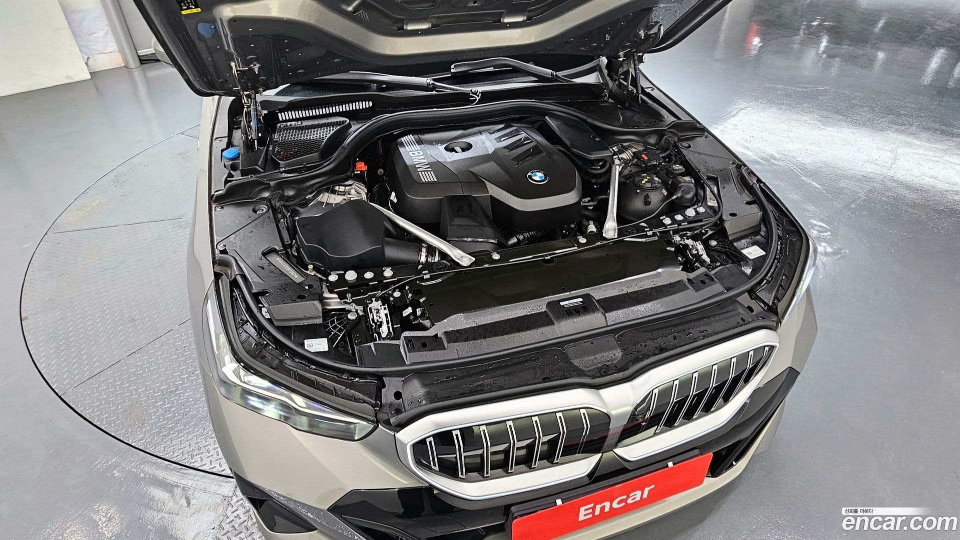 Main__Slider__Photo:5-Series BMW 2025.6-5