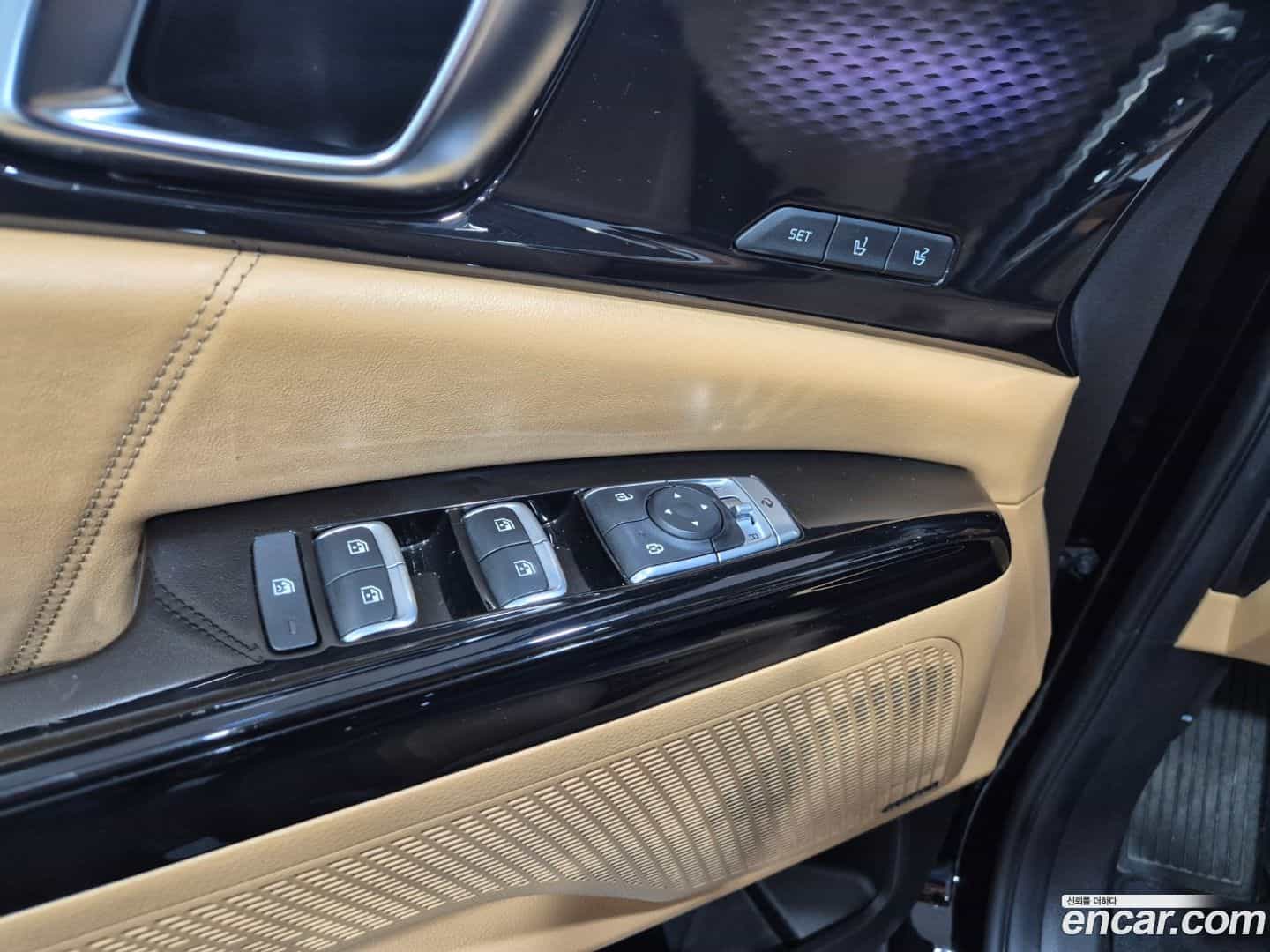 Canival Kia 2023.0-OPTION-016