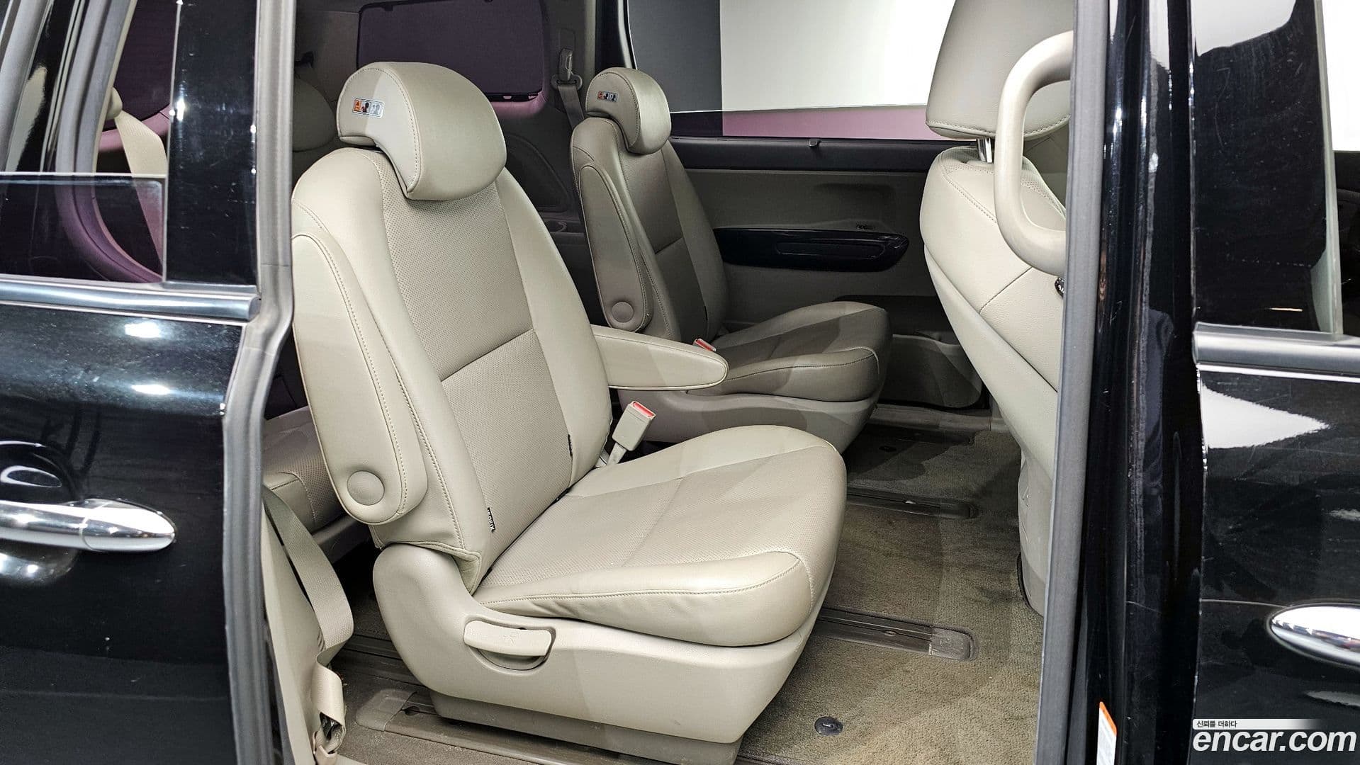 Main__Slider__Photo:Canival Kia 2015.2-11