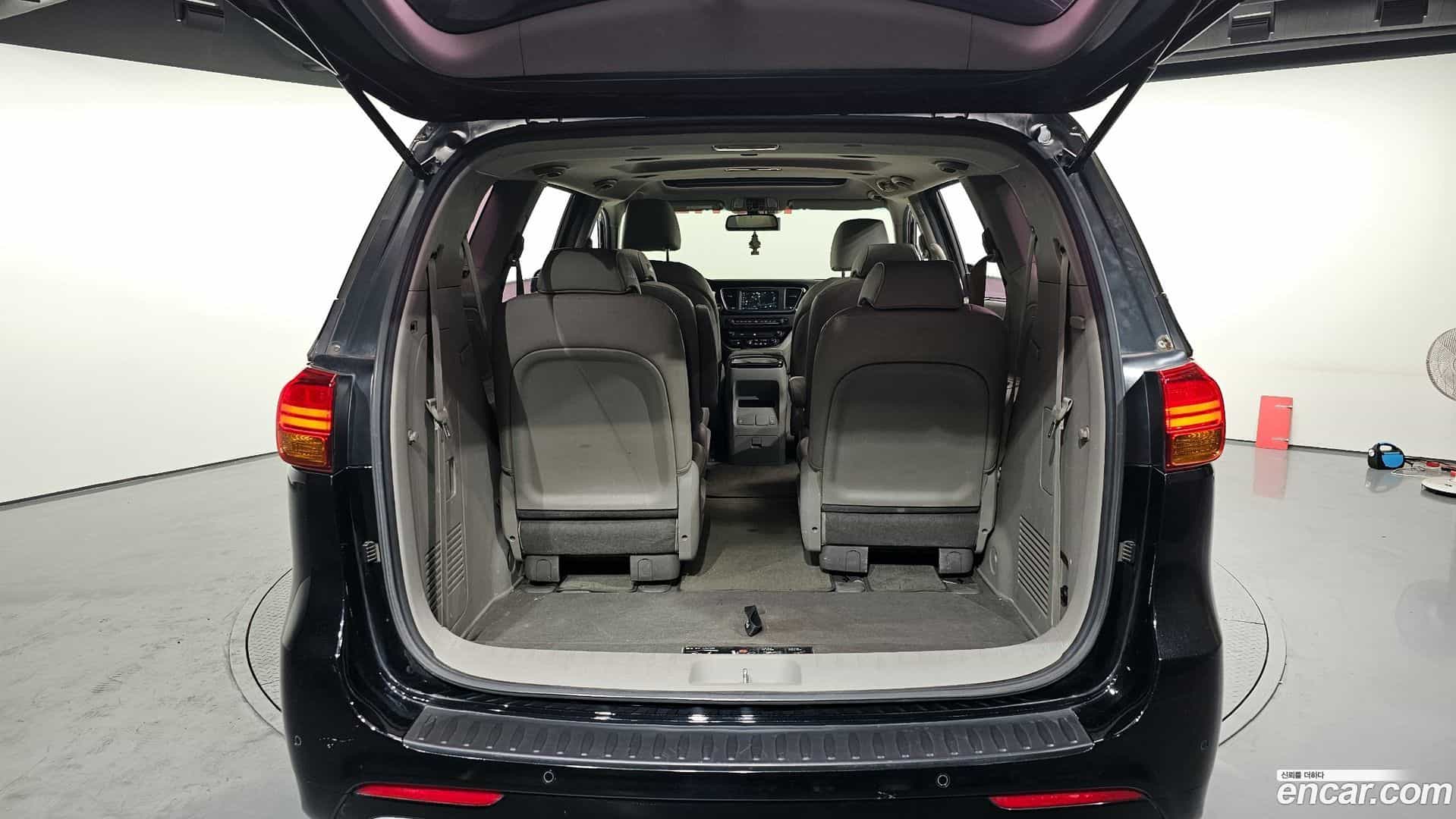 Canival Kia 2015.2-OPTION-024