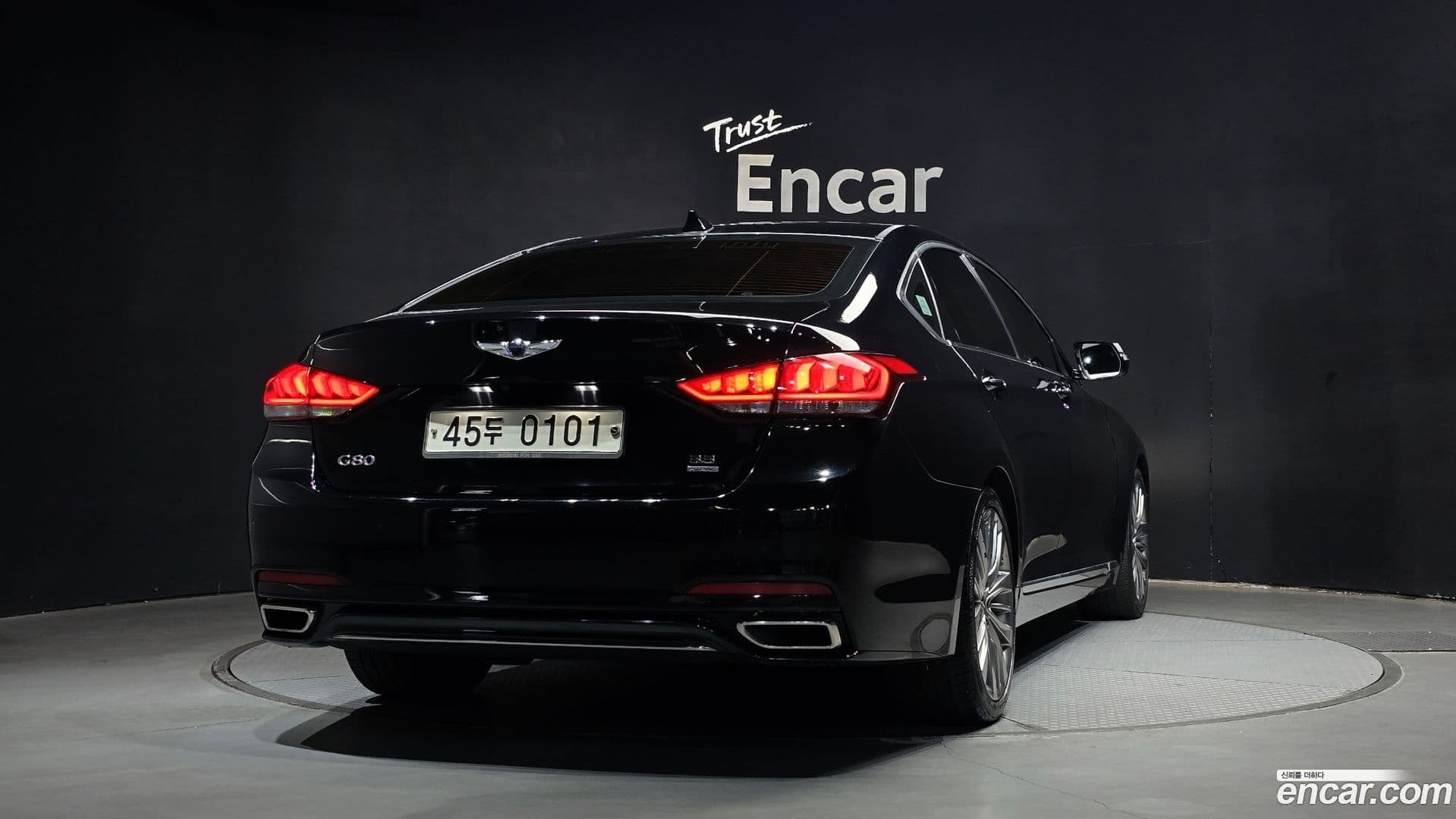 Main__Slider__Photo:G80 Genesis 2016.9-1