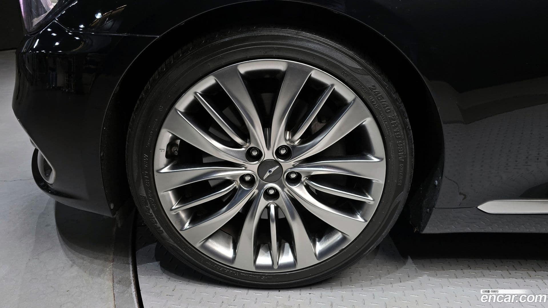 Main__Slider__Photo:G80 Genesis 2016.9-4