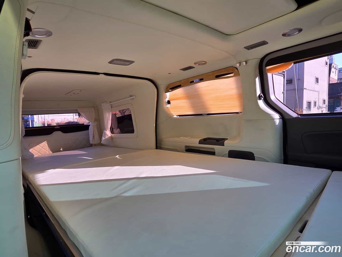 Starex Hyundai 2016.2-INNER-008