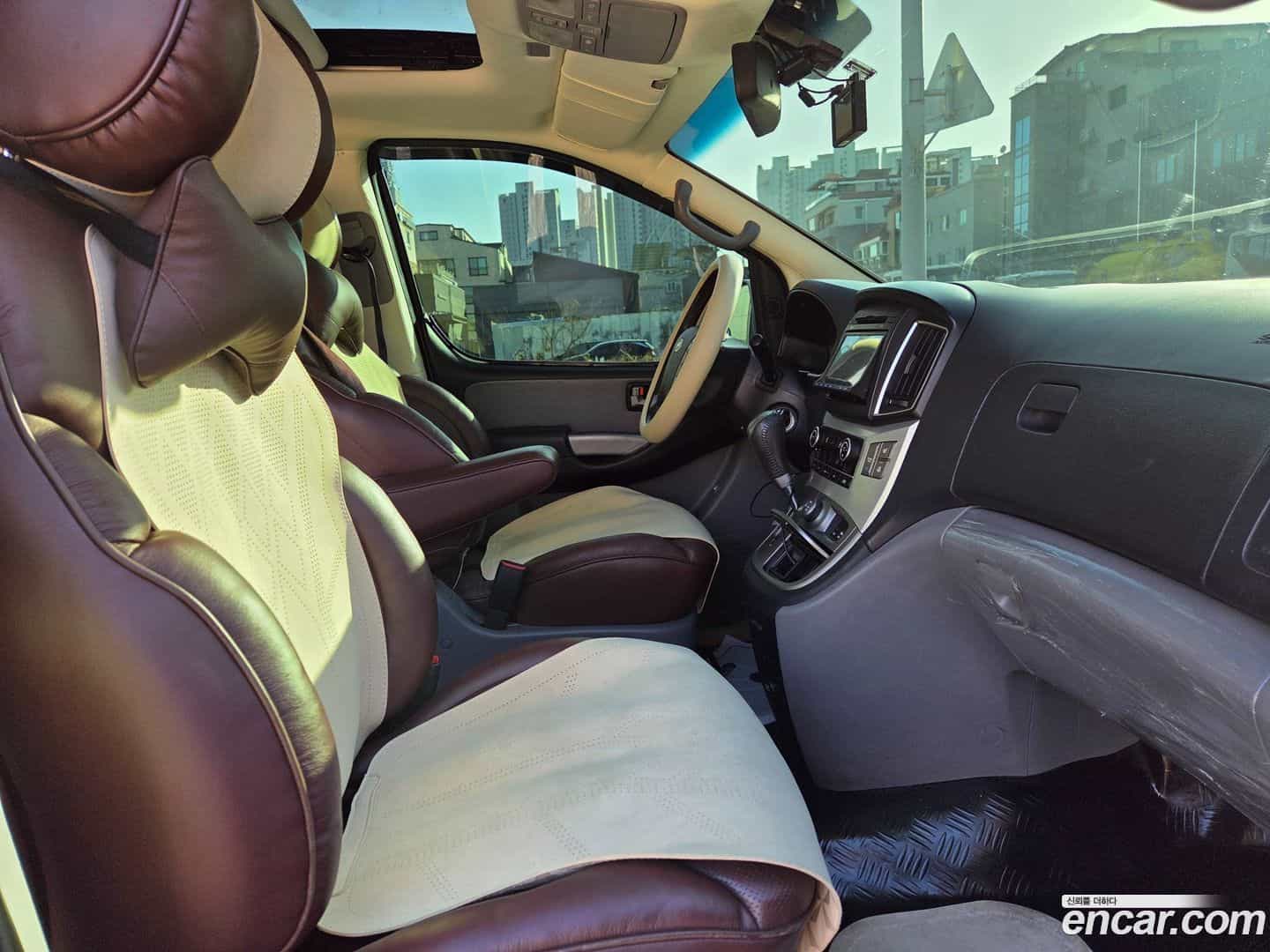 Starex Hyundai 2016.2-OPTION-016