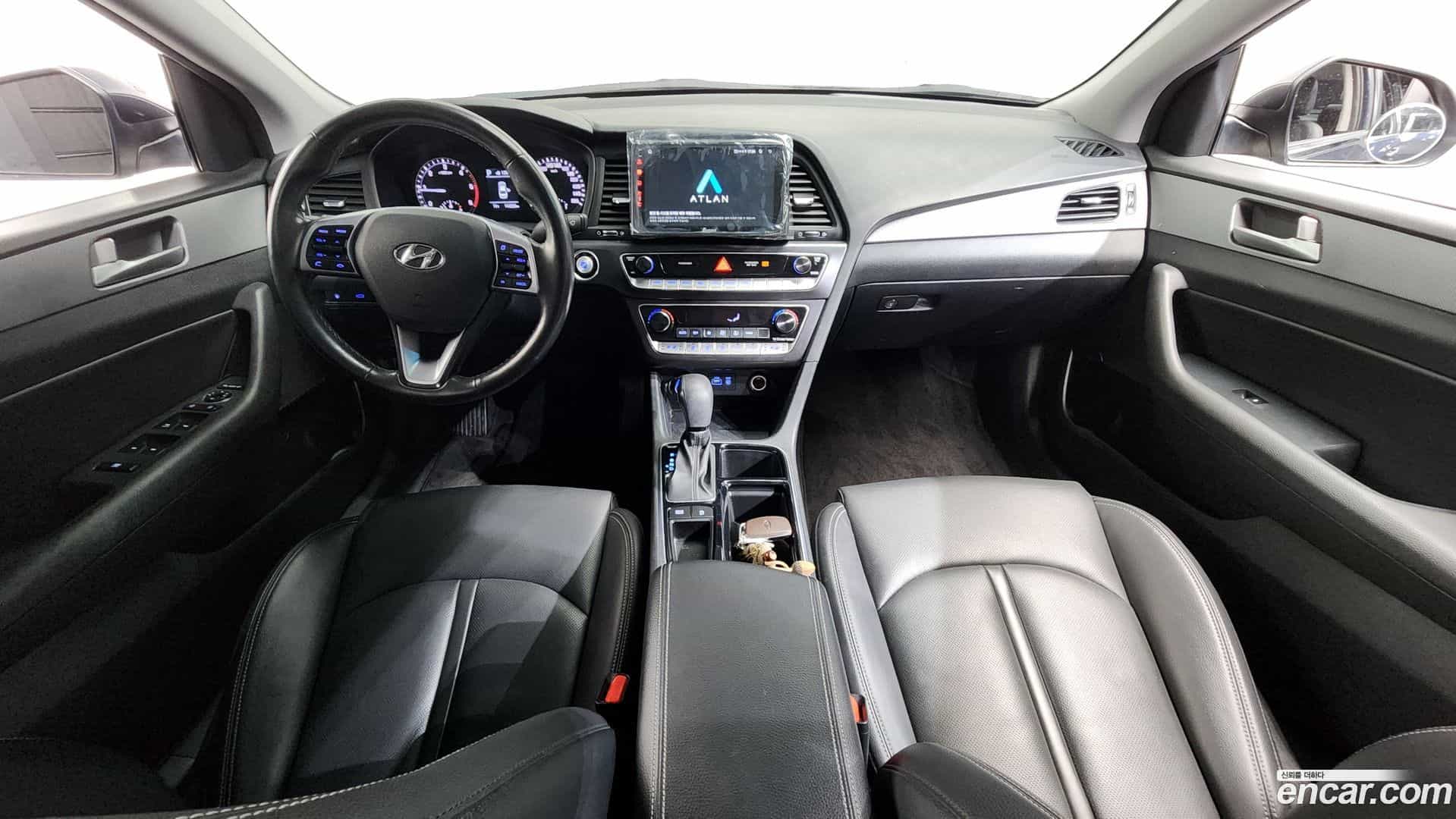 Sonata Hyundai 2018.3-INNER-007