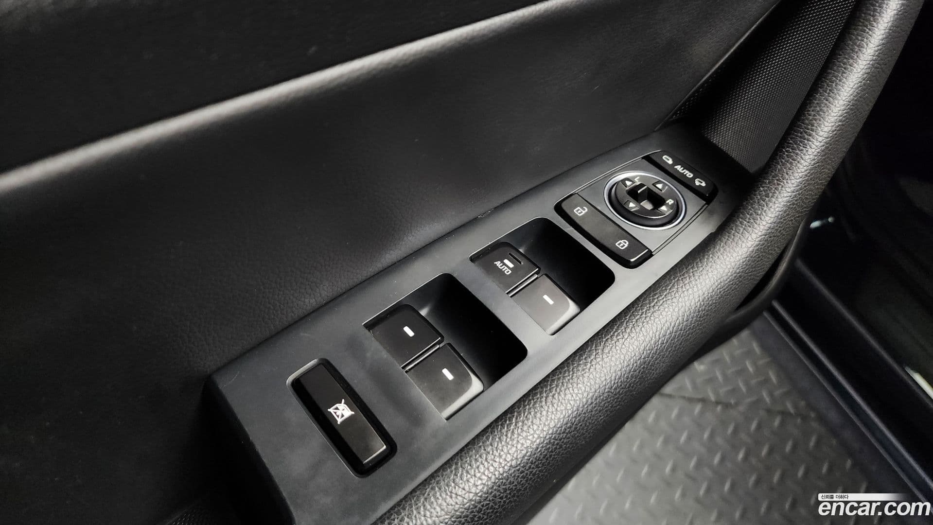 Main__Slider__Photo:Sonata Hyundai 2018.3-14