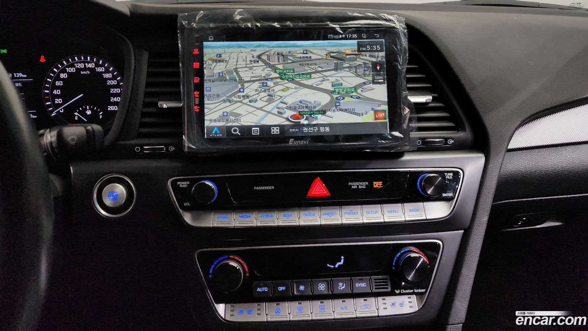 Main__Slider__Photo:Sonata Hyundai 2018.3-16