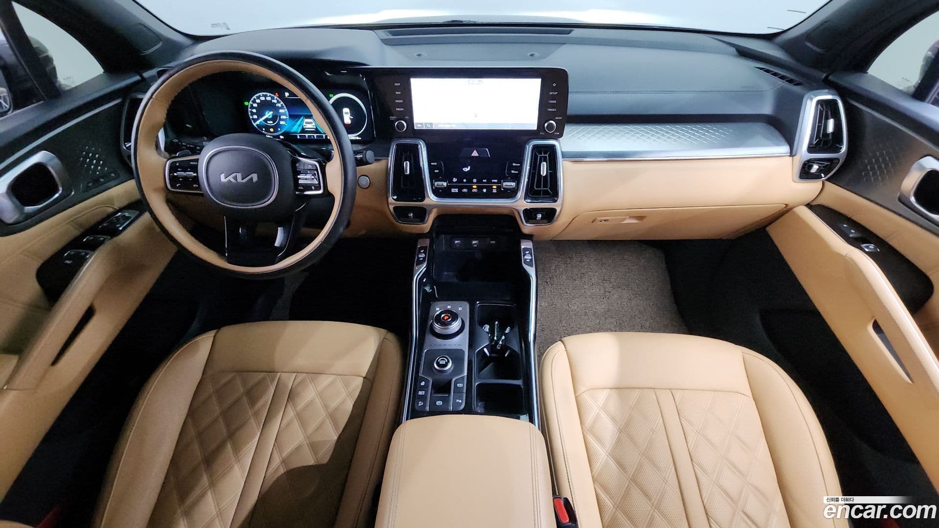 Main__Slider__Photo:Sorento Kia 2022.1-6