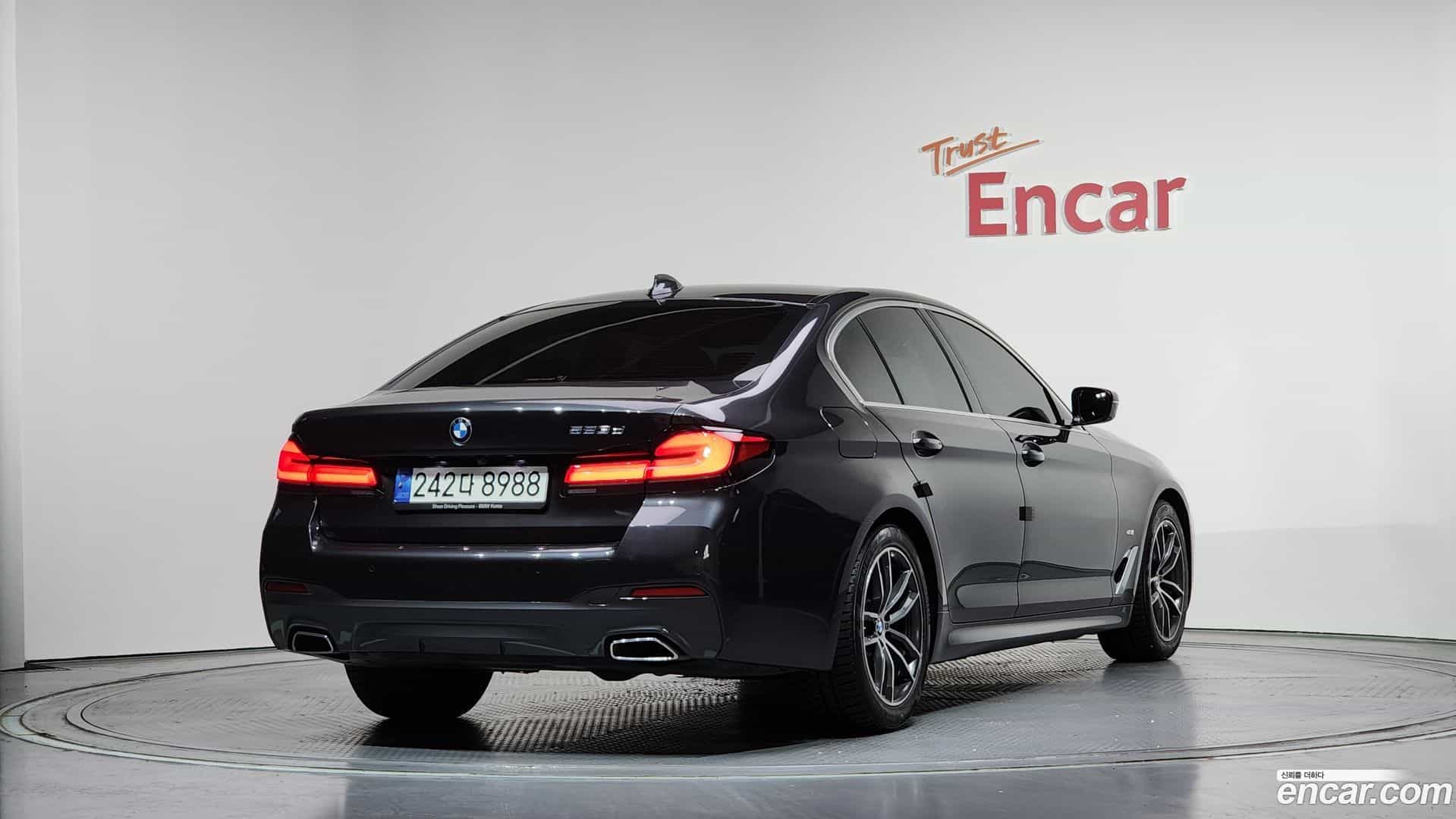 5-Series BMW 2021.4-OUTER-002