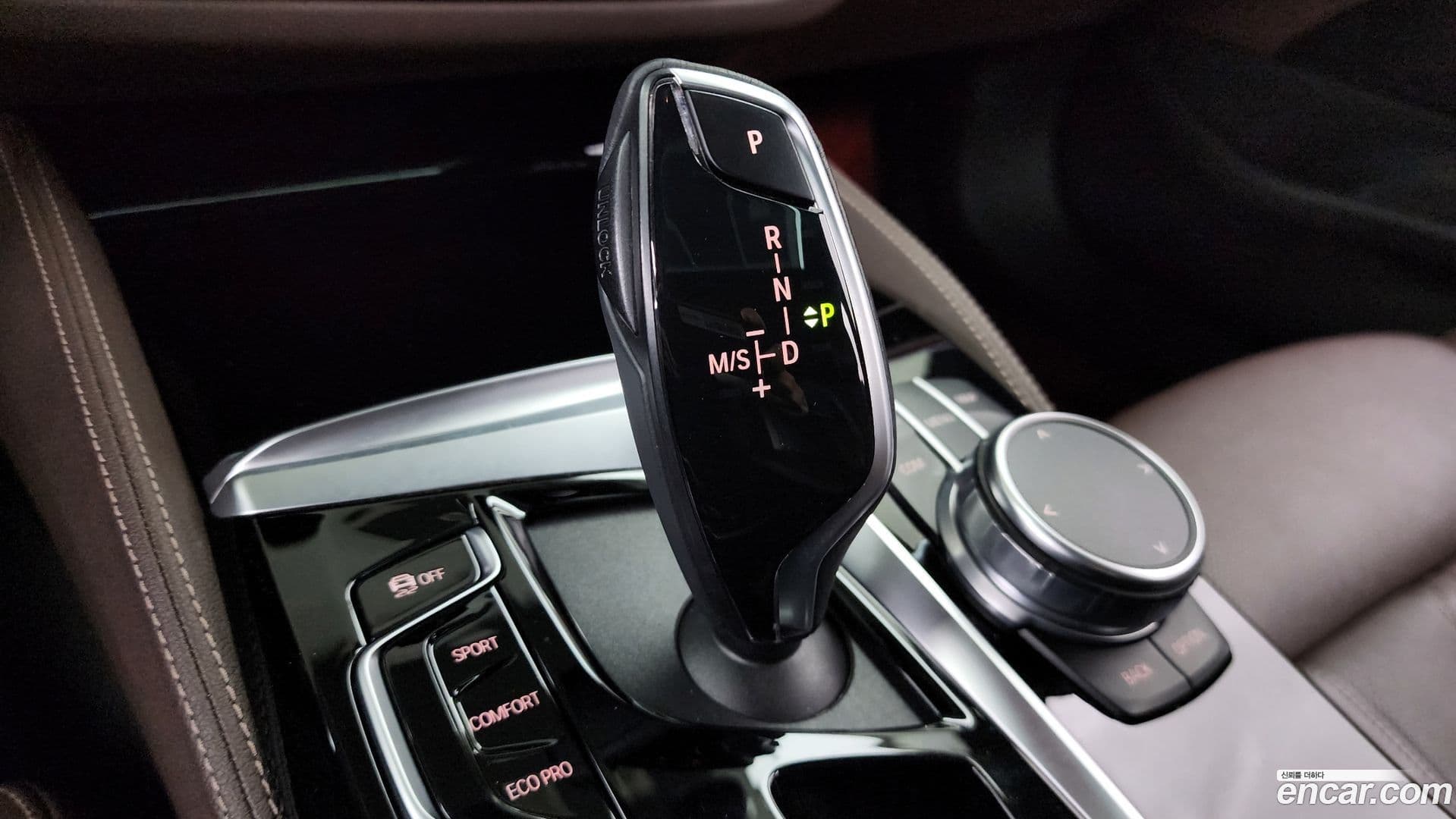 Main__Slider__Photo:5-Series BMW 2021.4-8