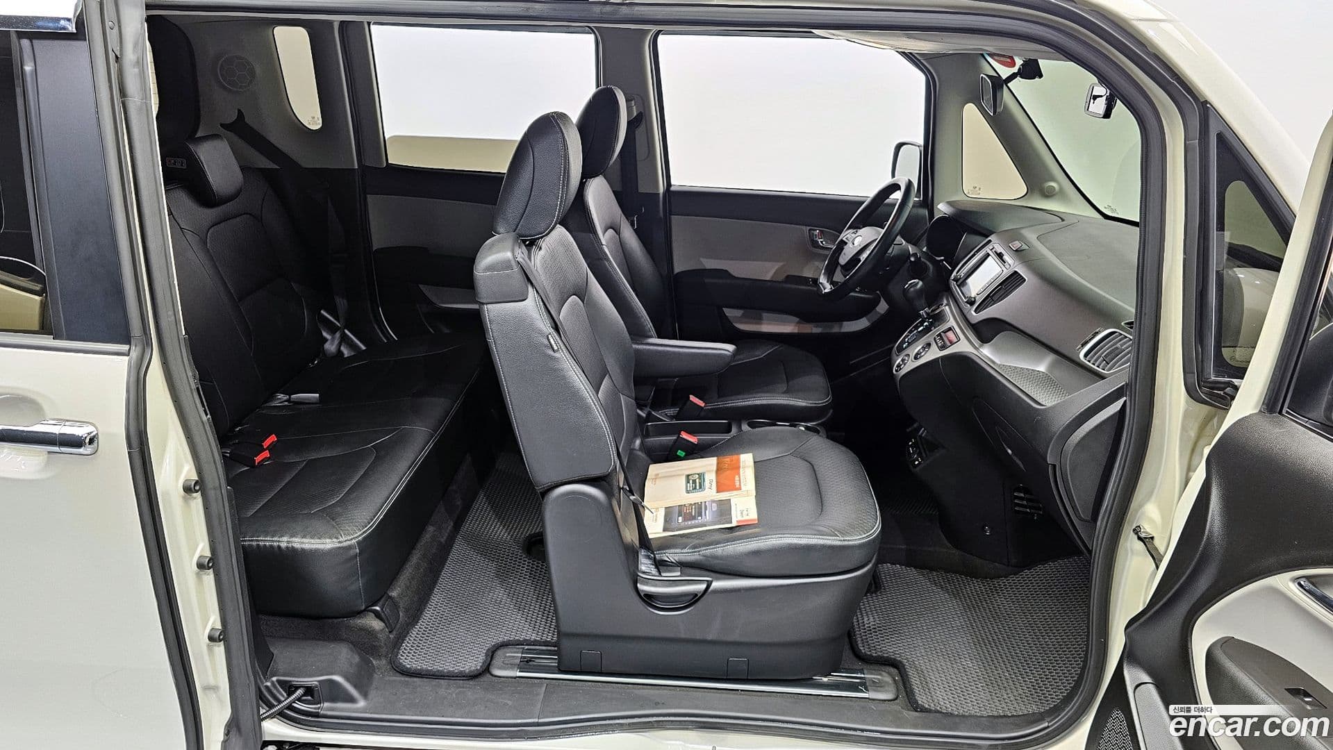 Main__Slider__Photo:RAY Kia 2016.7-18