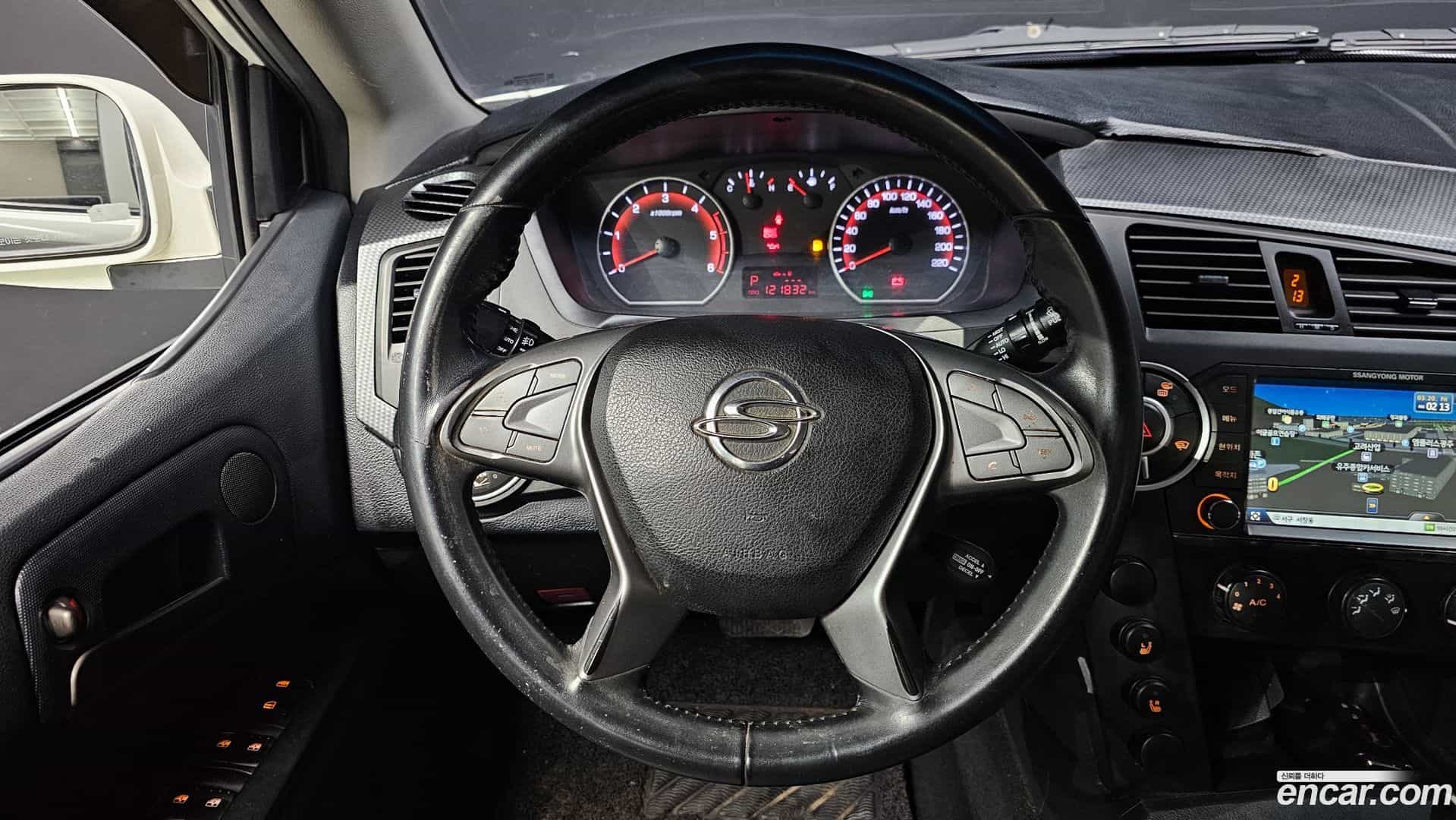 KORANDO KG_Mobility_Ssangyong 2015.8-OPTION-018