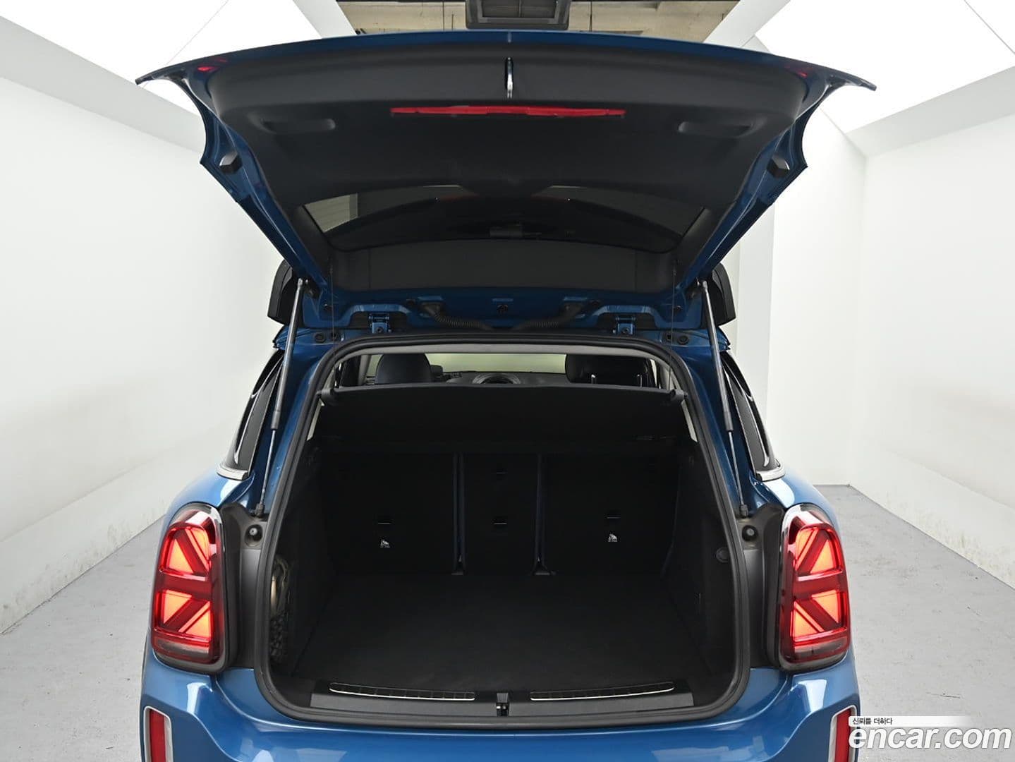 Main__Slider__Photo:Countryman Mini 2022.10-8