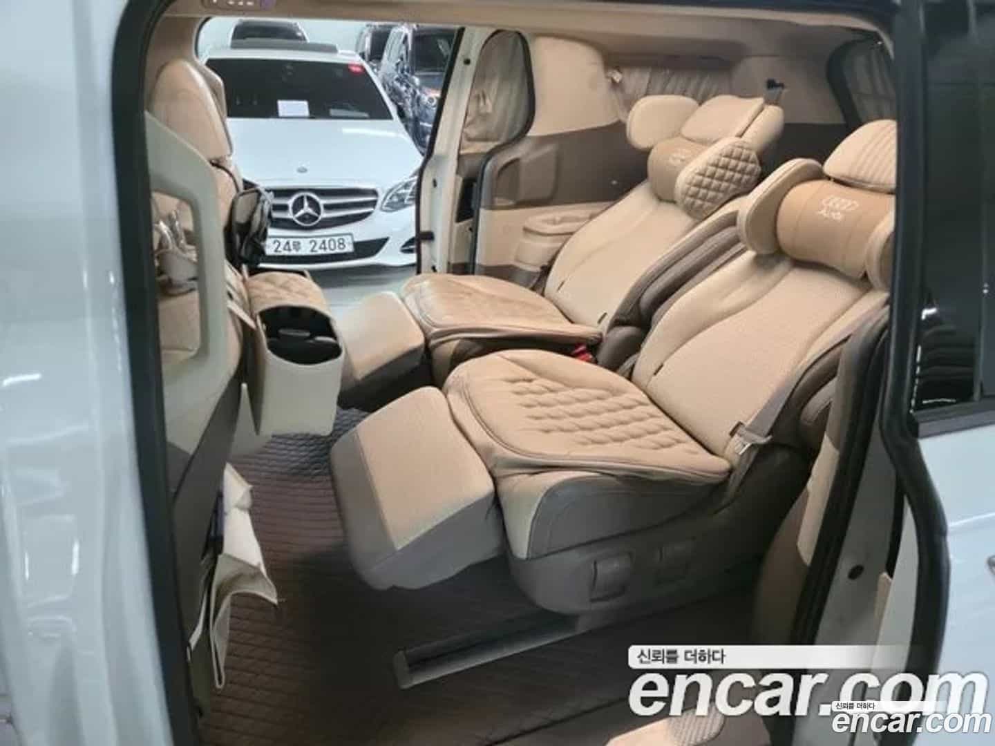 Canival Kia 2023.4-OUTER-005