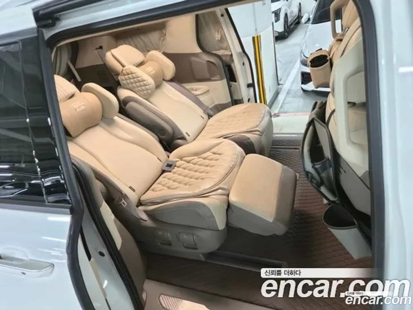 Canival Kia 2023.4-OPTION-020