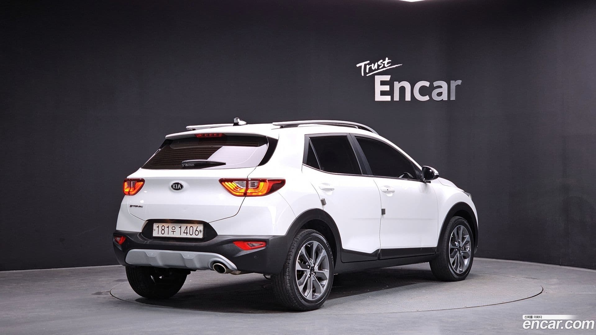 Main__Slider__Photo:Stonic Kia 2020.3-1