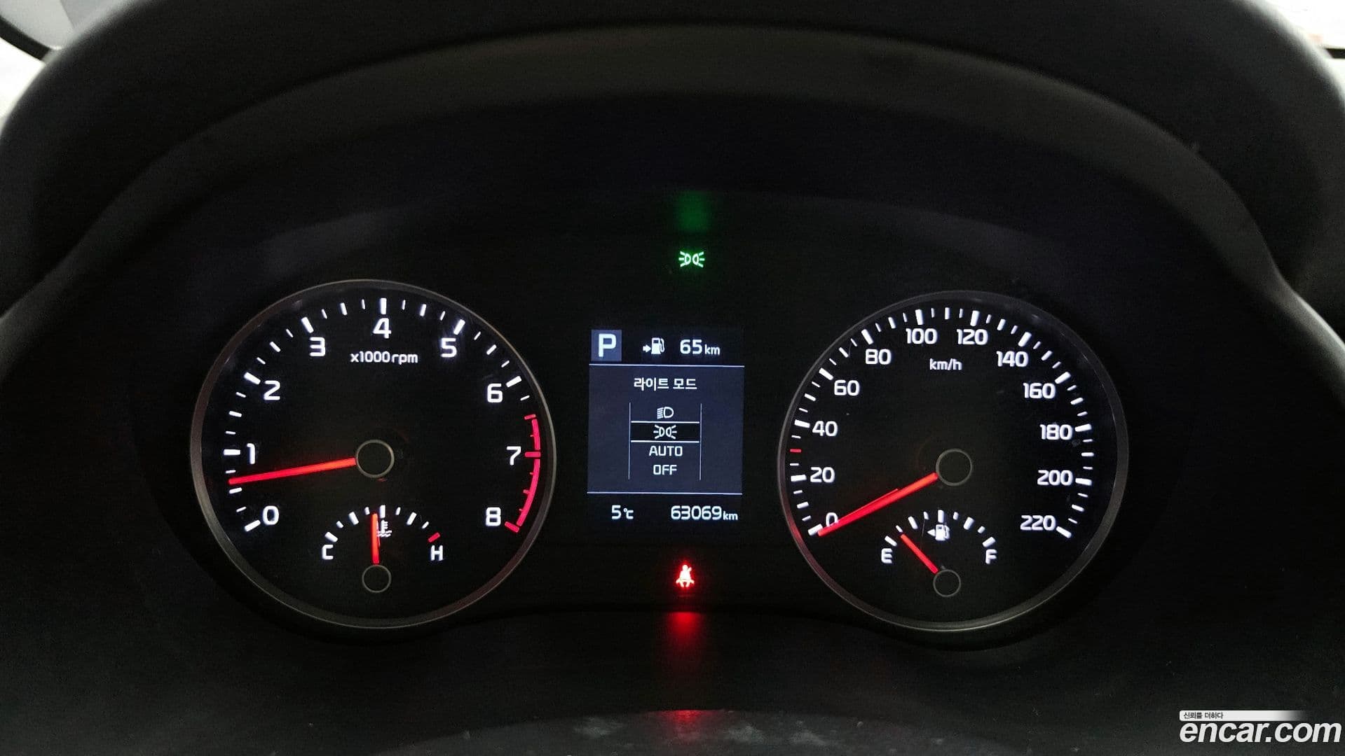 Main__Slider__Photo:Stonic Kia 2020.3-7