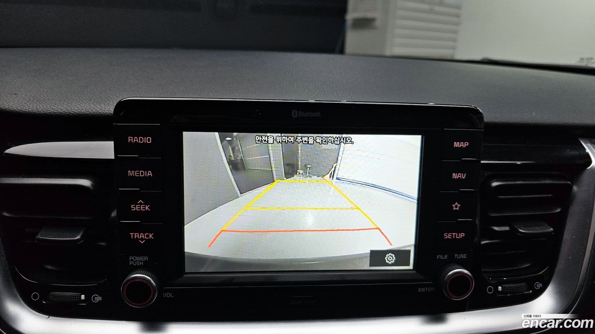 Main__Slider__Photo:Stonic Kia 2020.3-14