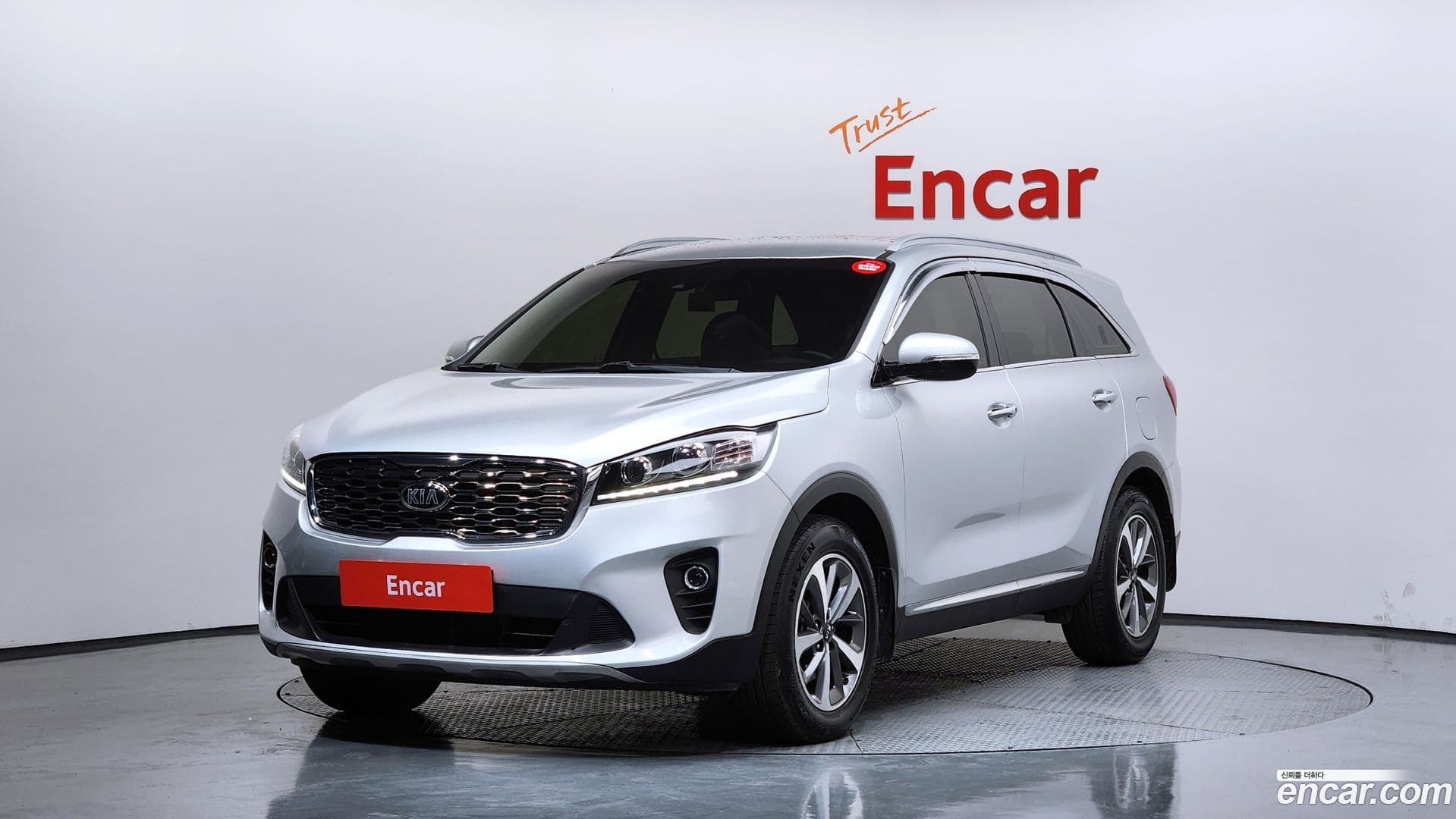 Main__Slider__Photo:Sorento Kia 2019.11-0
