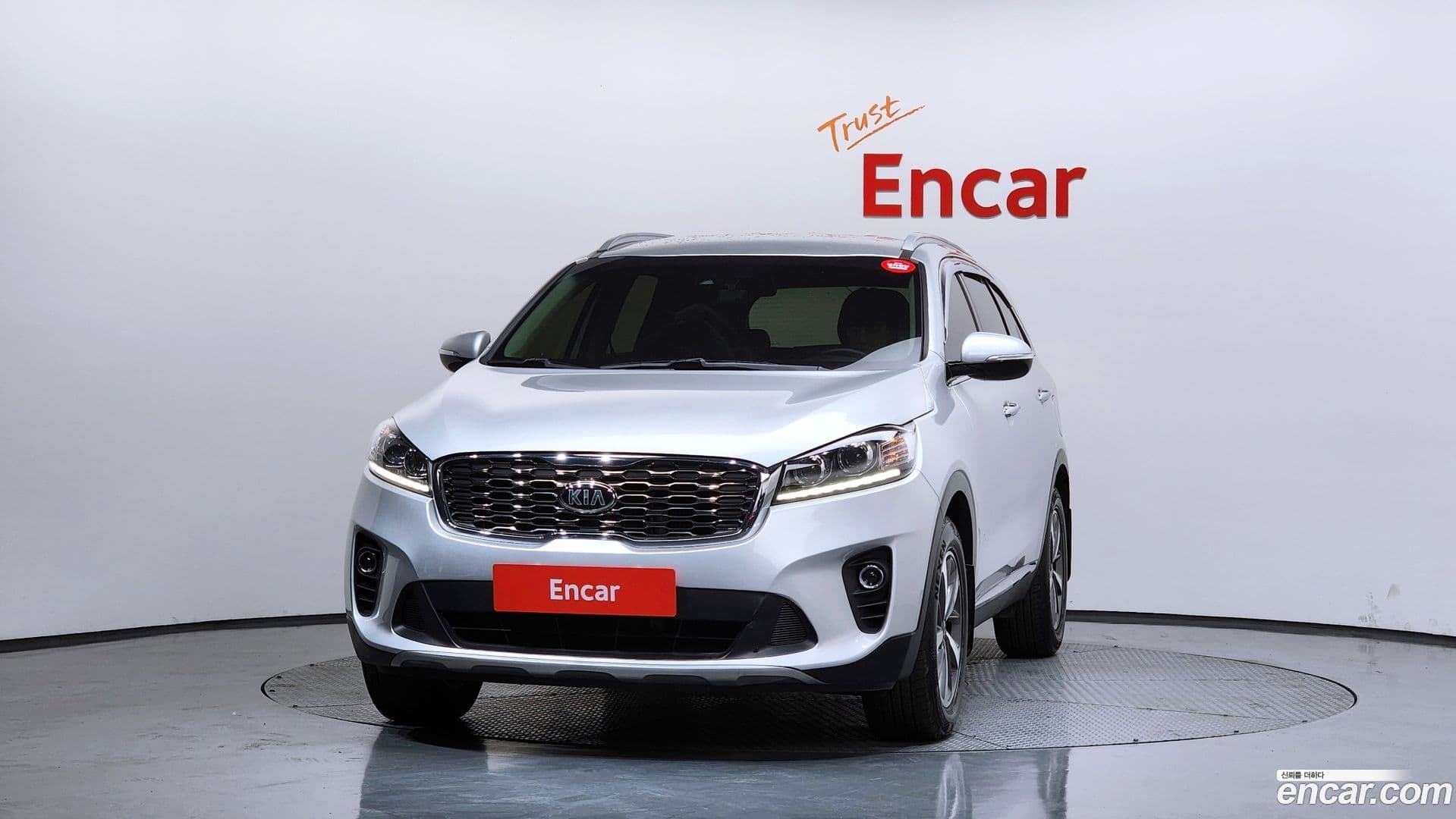 Main__Slider__Photo:Sorento Kia 2019.11-2