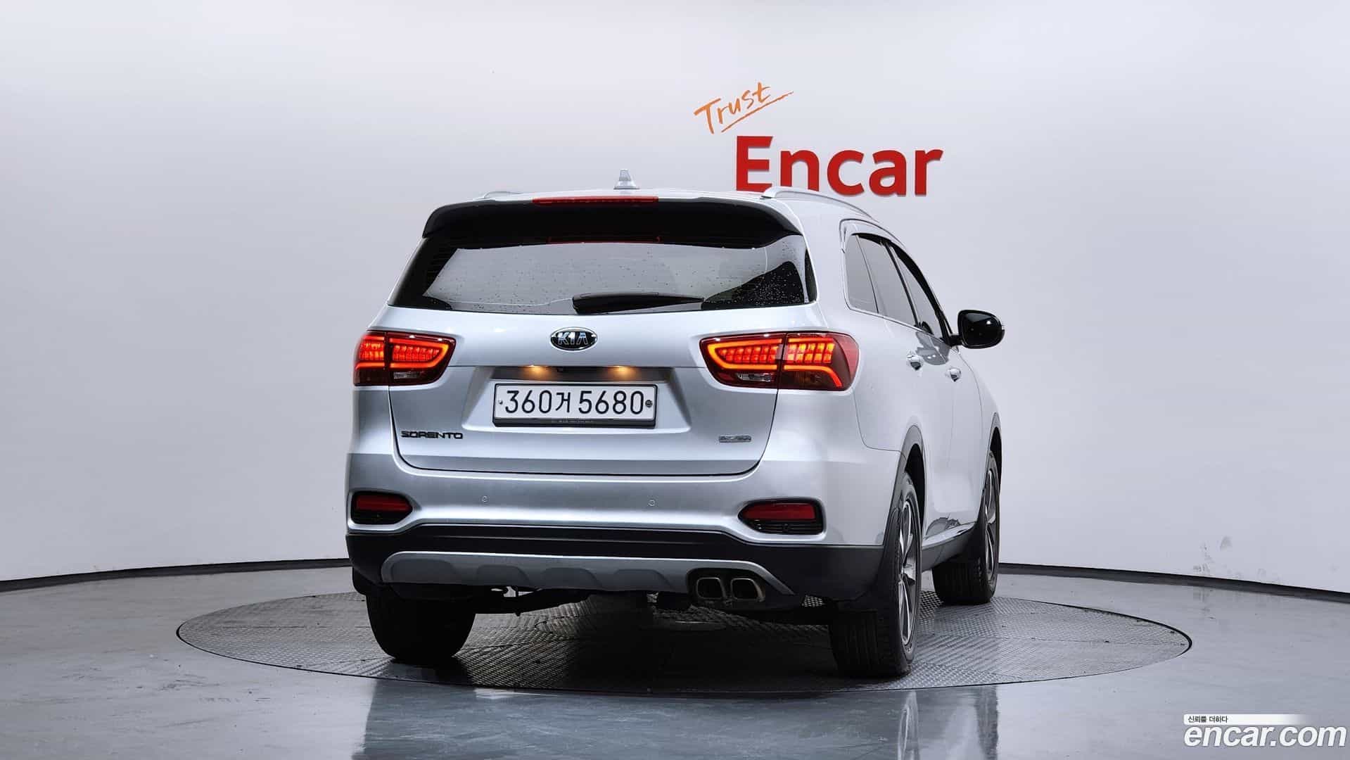 Sorento Kia 2019.11-OUTER-004