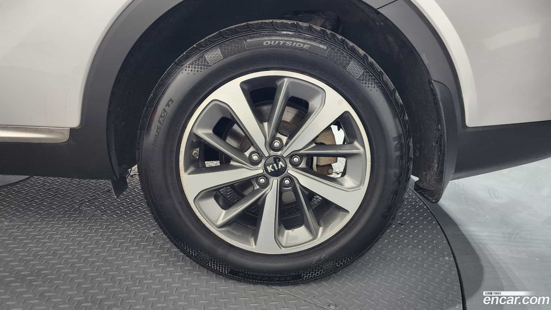 Sorento Kia 2019.11-OUTER-005