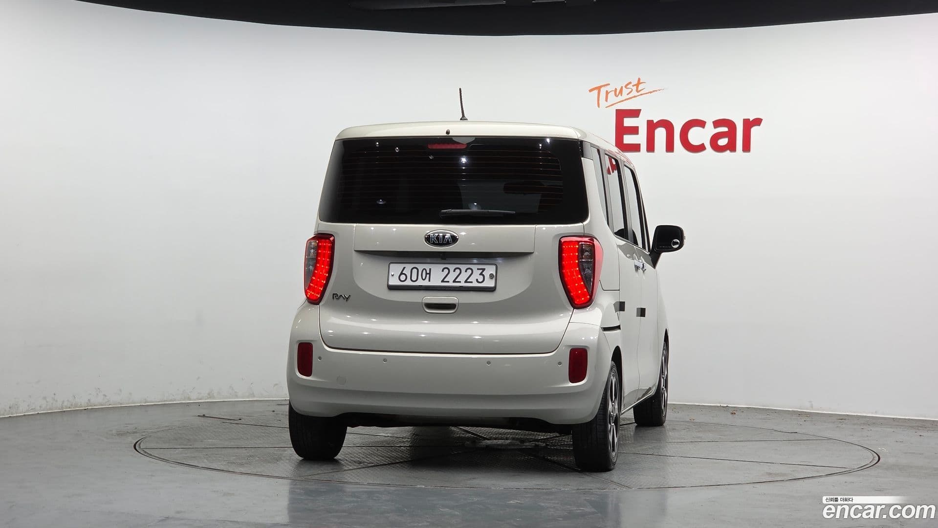 Main__Slider__Photo:RAY Kia 2013.10-3