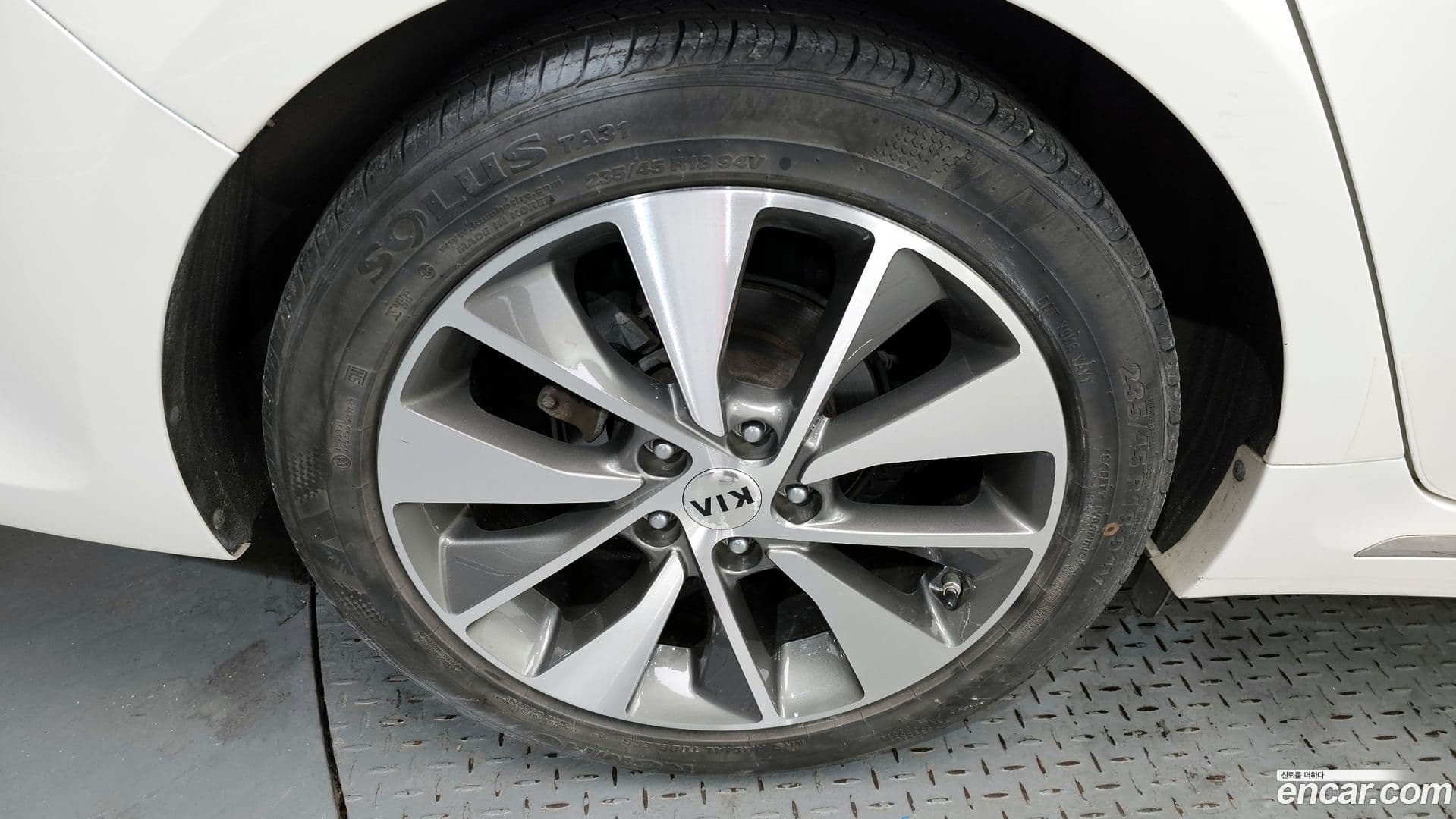 Main__Slider__Photo:K5 Kia 2017.0-4