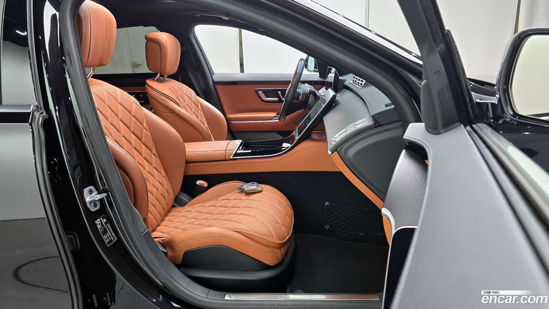 S-Class Mercedes-Benz 2023.1-INNER-010