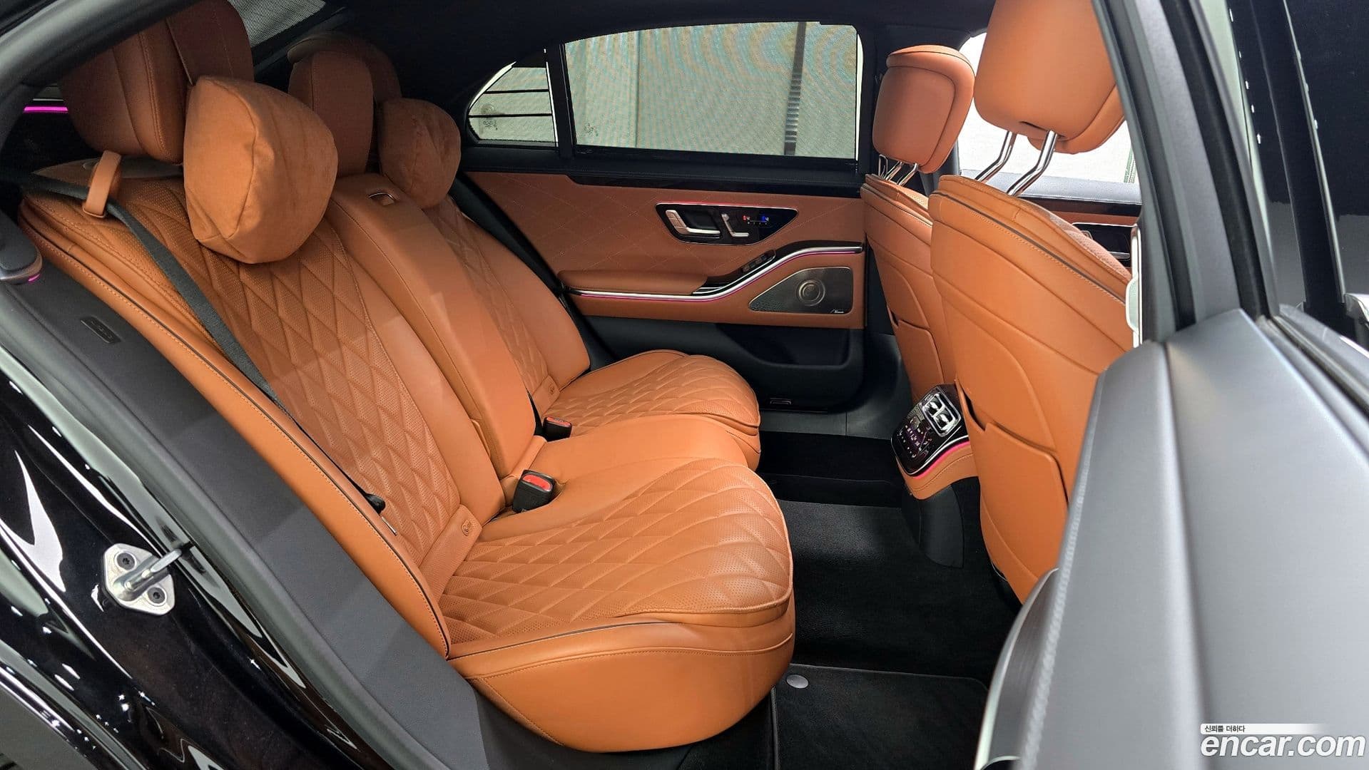 Main__Slider__Photo:S-Class Mercedes-Benz 2023.1-11