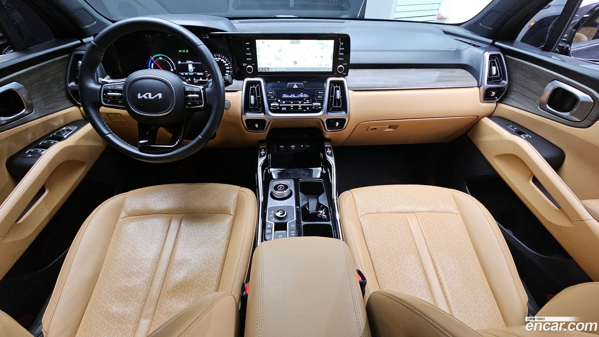 Main__Slider__Photo:Sorento Kia 2023.6-6