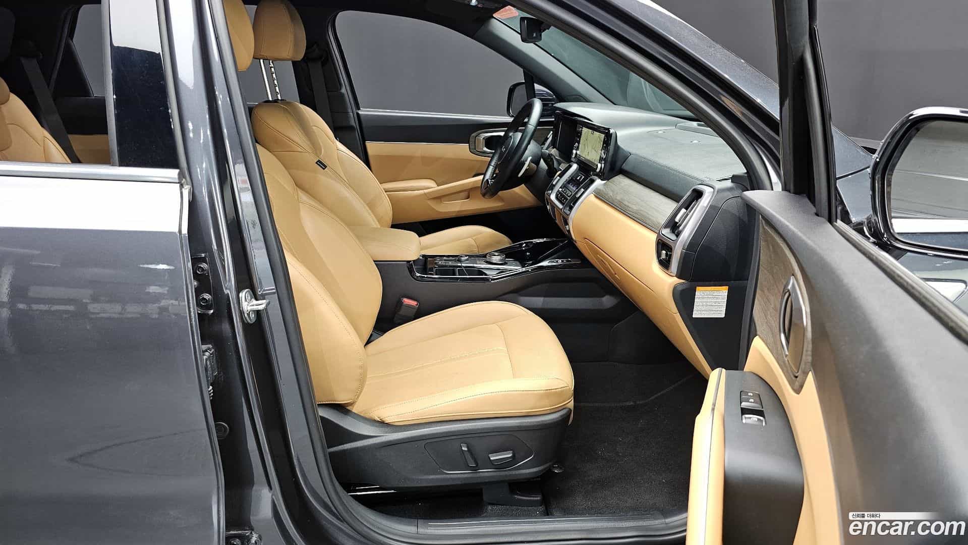 Sorento Kia 2023.6-OPTION-015