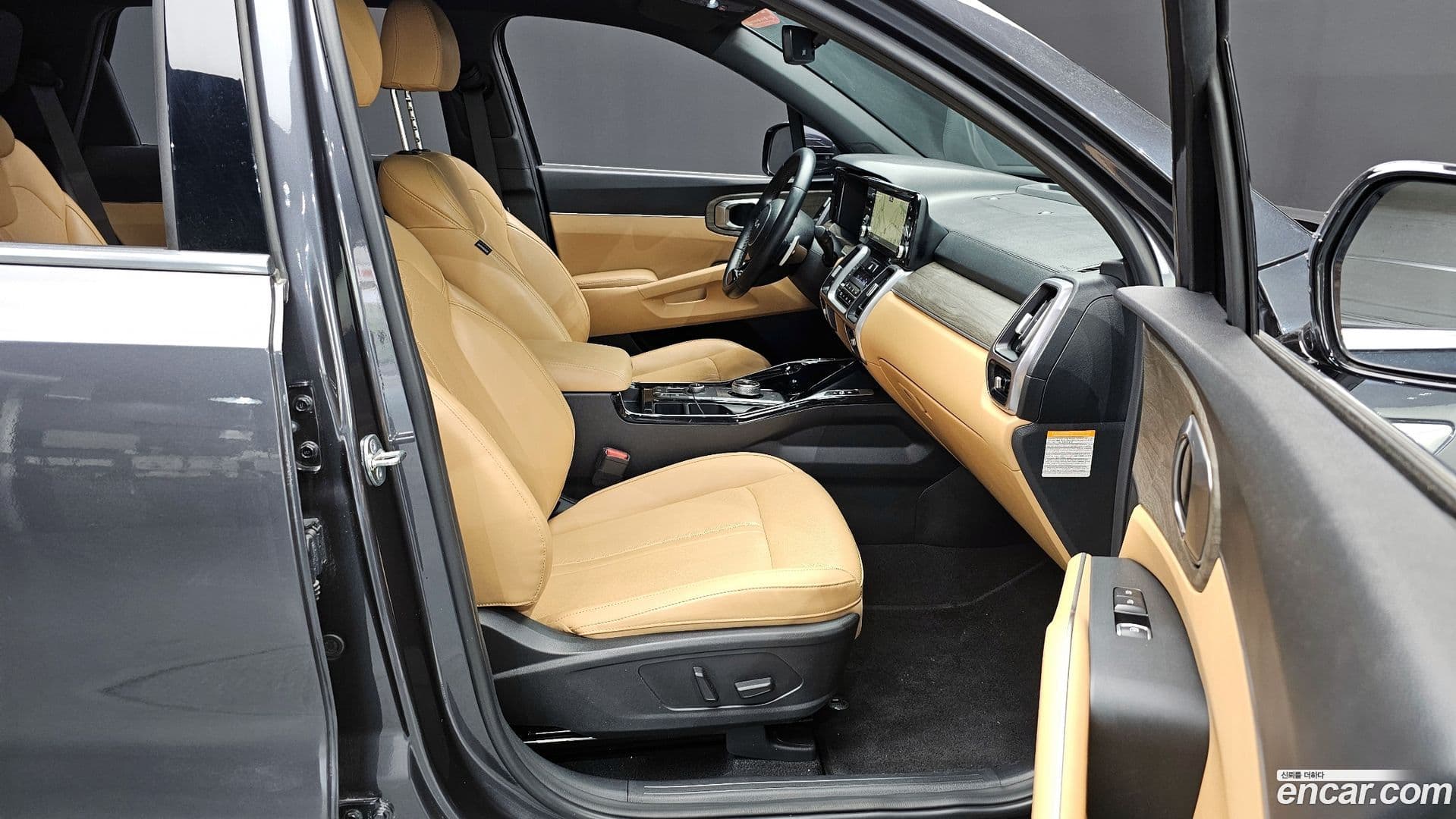 Main__Slider__Photo:Sorento Kia 2023.6-10