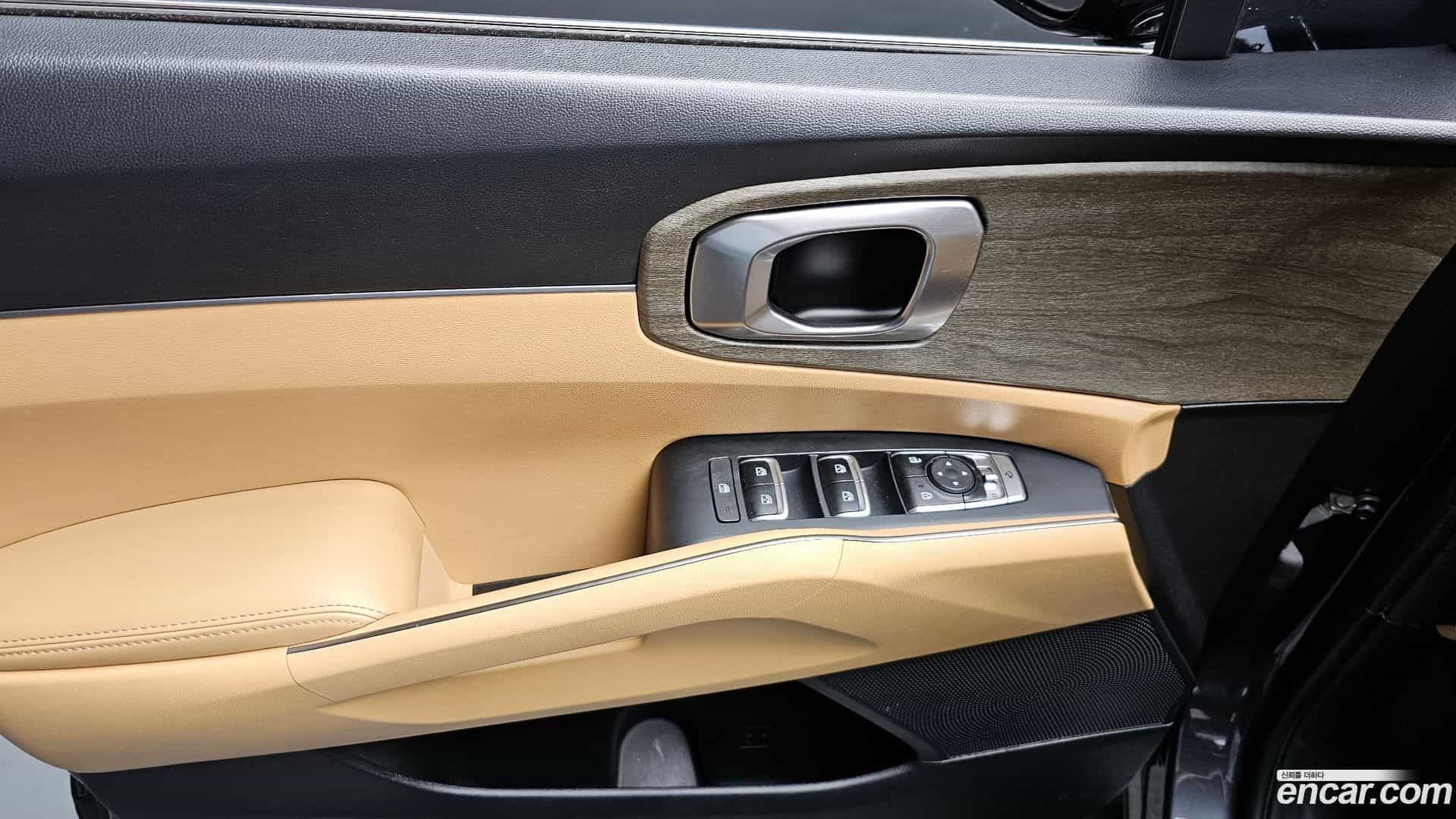 Sorento Kia 2023.6-OPTION-021