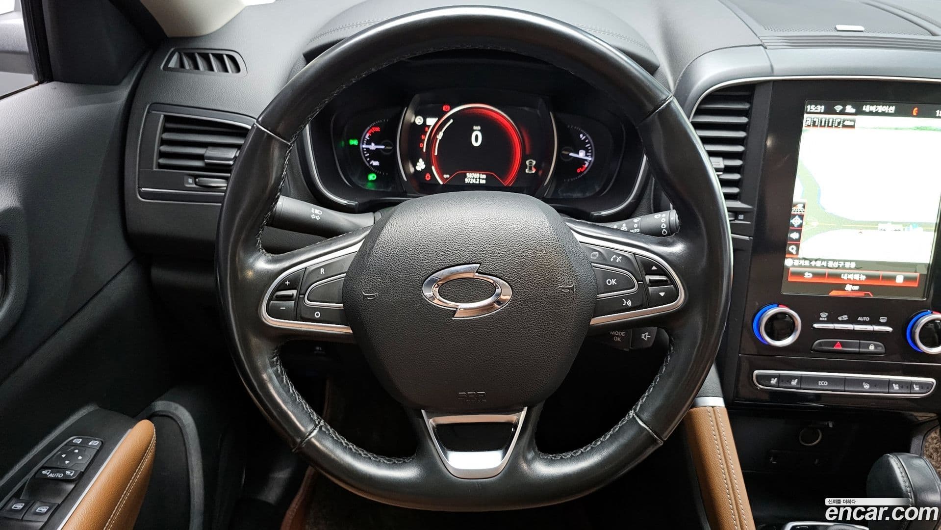 Main__Slider__Photo:QM6 Renault-KoreaSamsung 2021.4-12