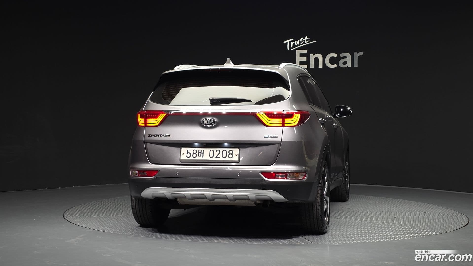 Main__Slider__Photo:Sportage Kia 2015.11-3