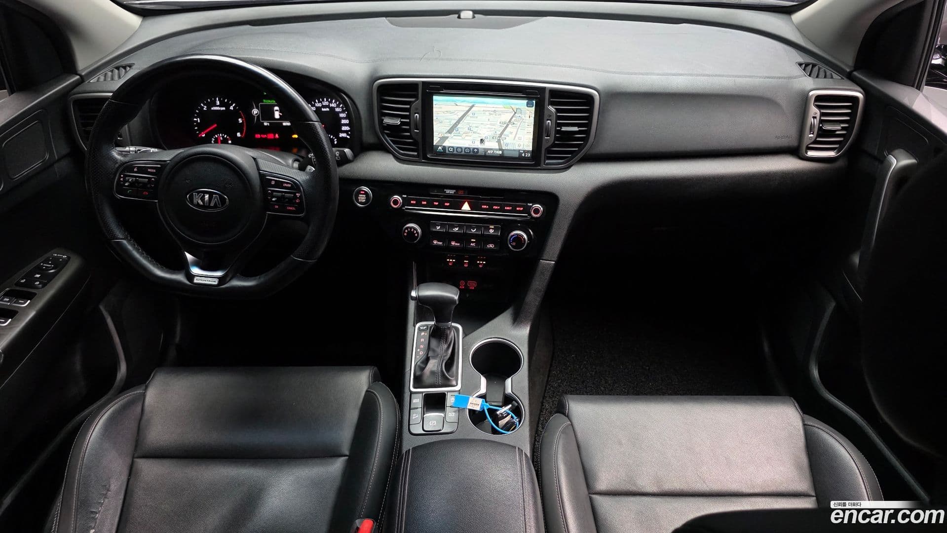 Main__Slider__Photo:Sportage Kia 2015.11-6