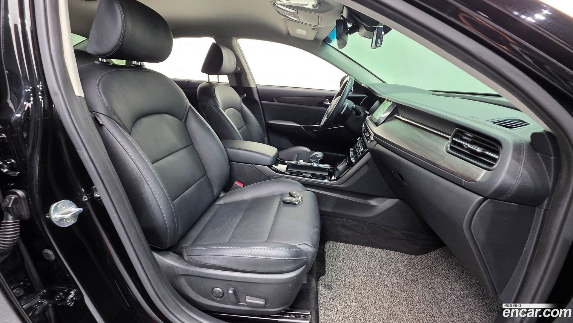 Main__Slider__Photo:K7 Kia 2020.0-9