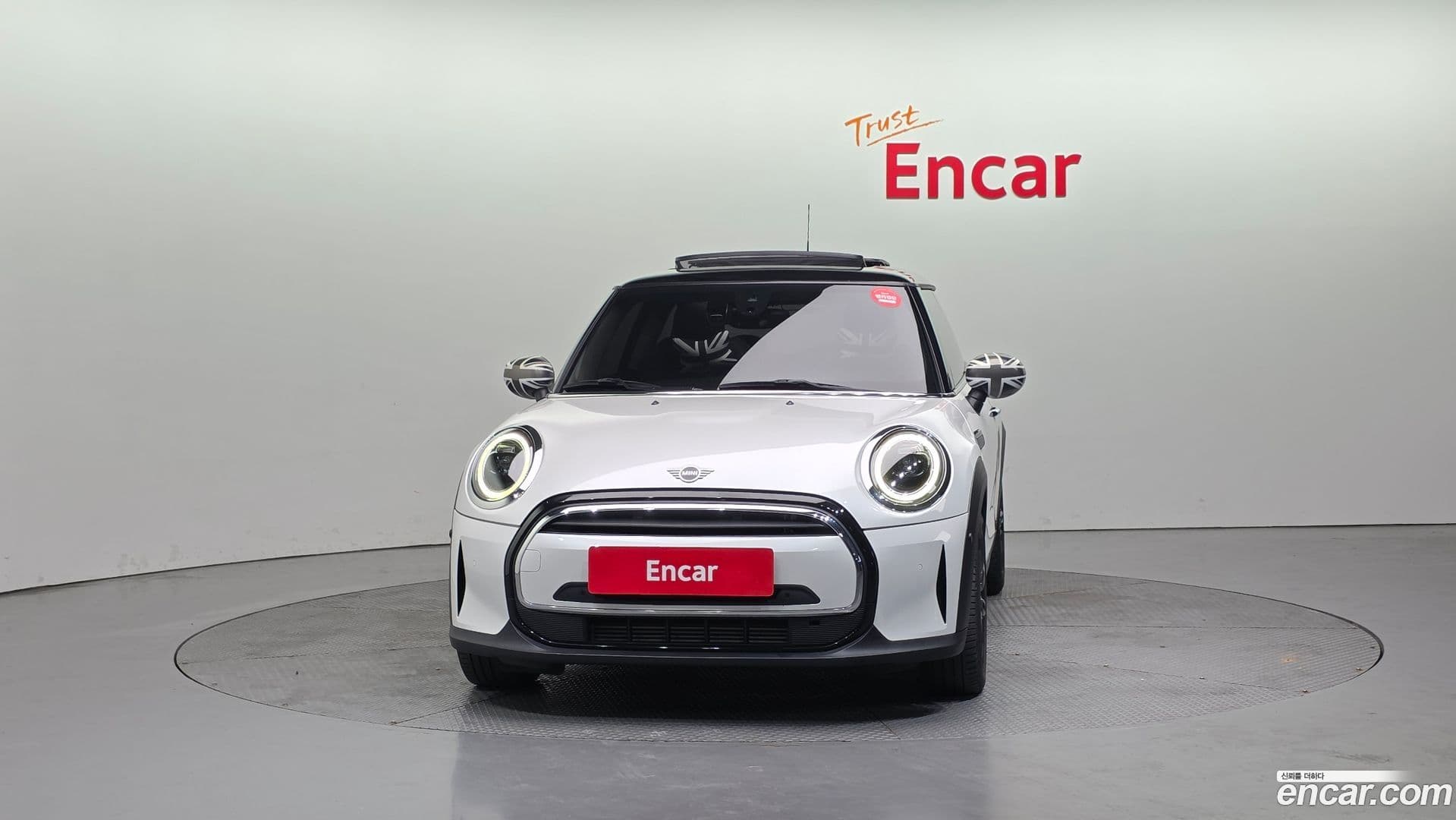 Main__Slider__Photo:Cooper Mini 2023.6-2