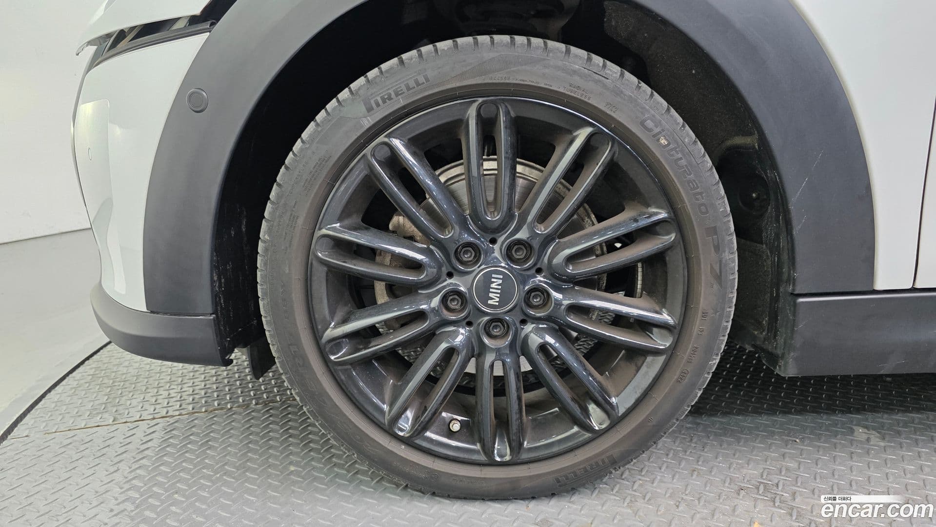 Main__Slider__Photo:Cooper Mini 2023.6-4