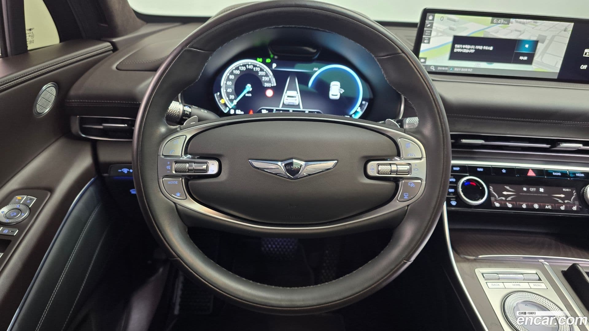 Main__Slider__Photo:GV80 Genesis 2022.3-12