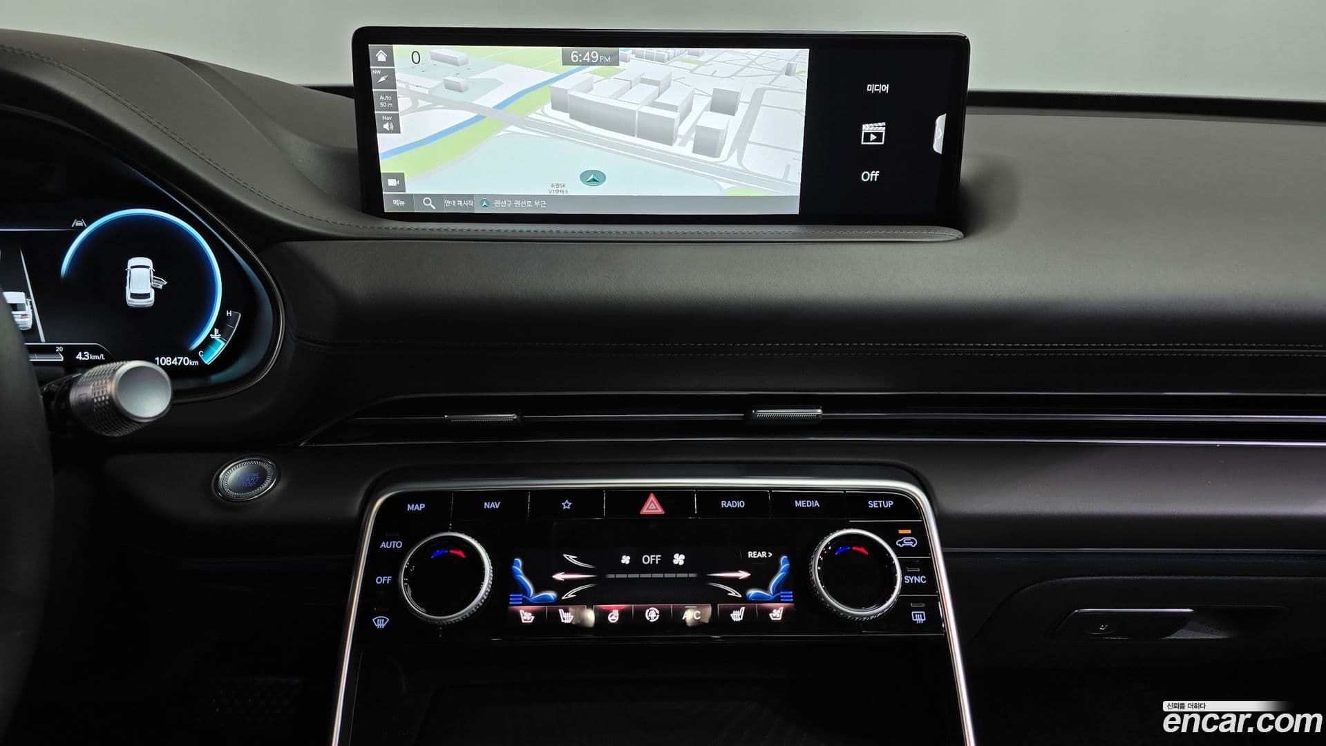 Main__Slider__Photo:GV80 Genesis 2022.3-13