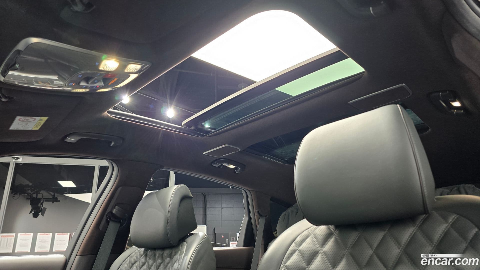 Main__Slider__Photo:GV80 Genesis 2022.3-18