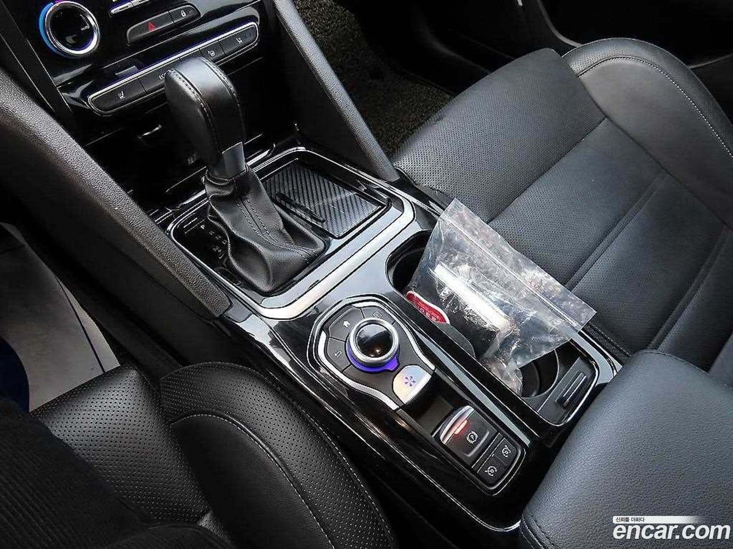 Main__Slider__Photo:SM6 Renault-KoreaSamsung 2016.8-9