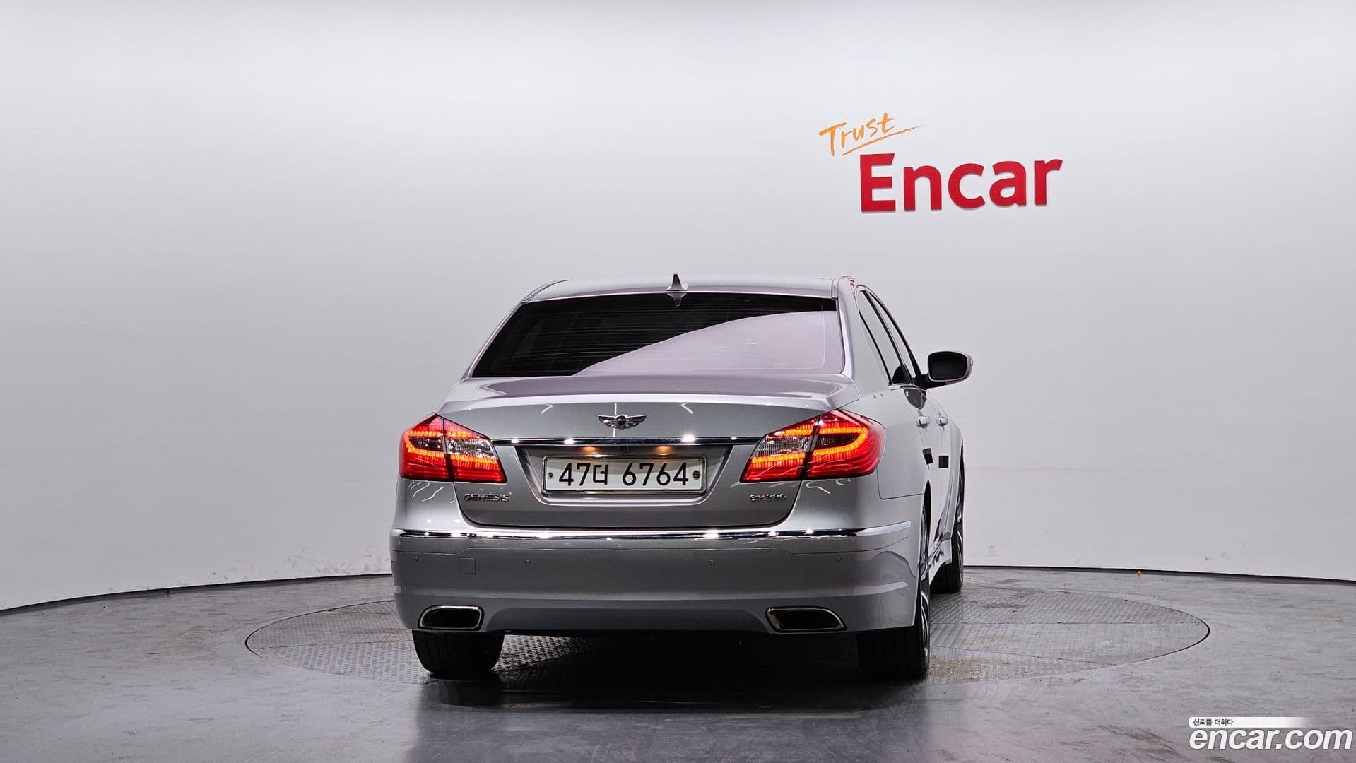 Main__Slider__Photo:Genesis Hyundai 2012.0-3