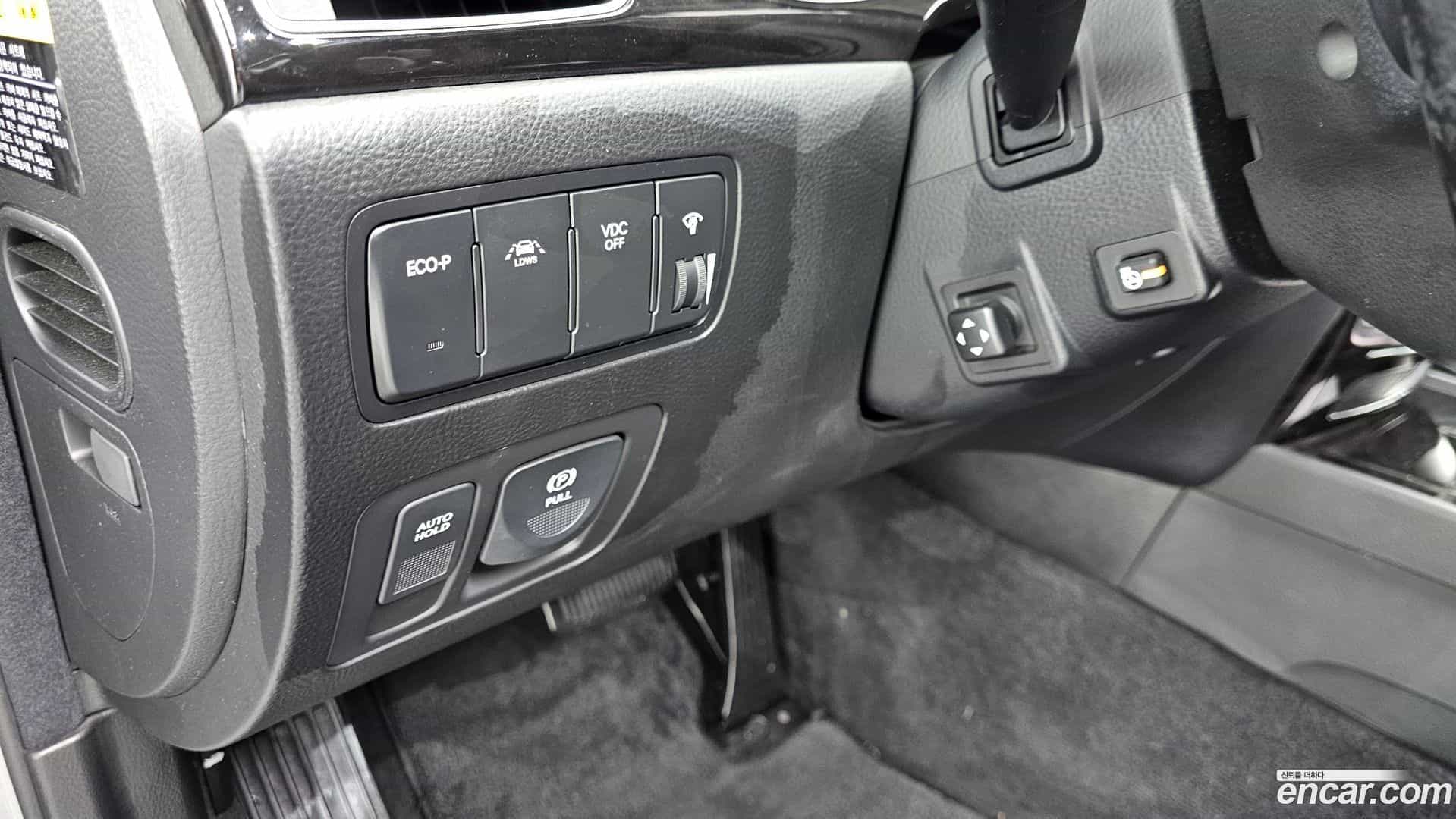 Genesis Hyundai 2012.0-OPTION-017