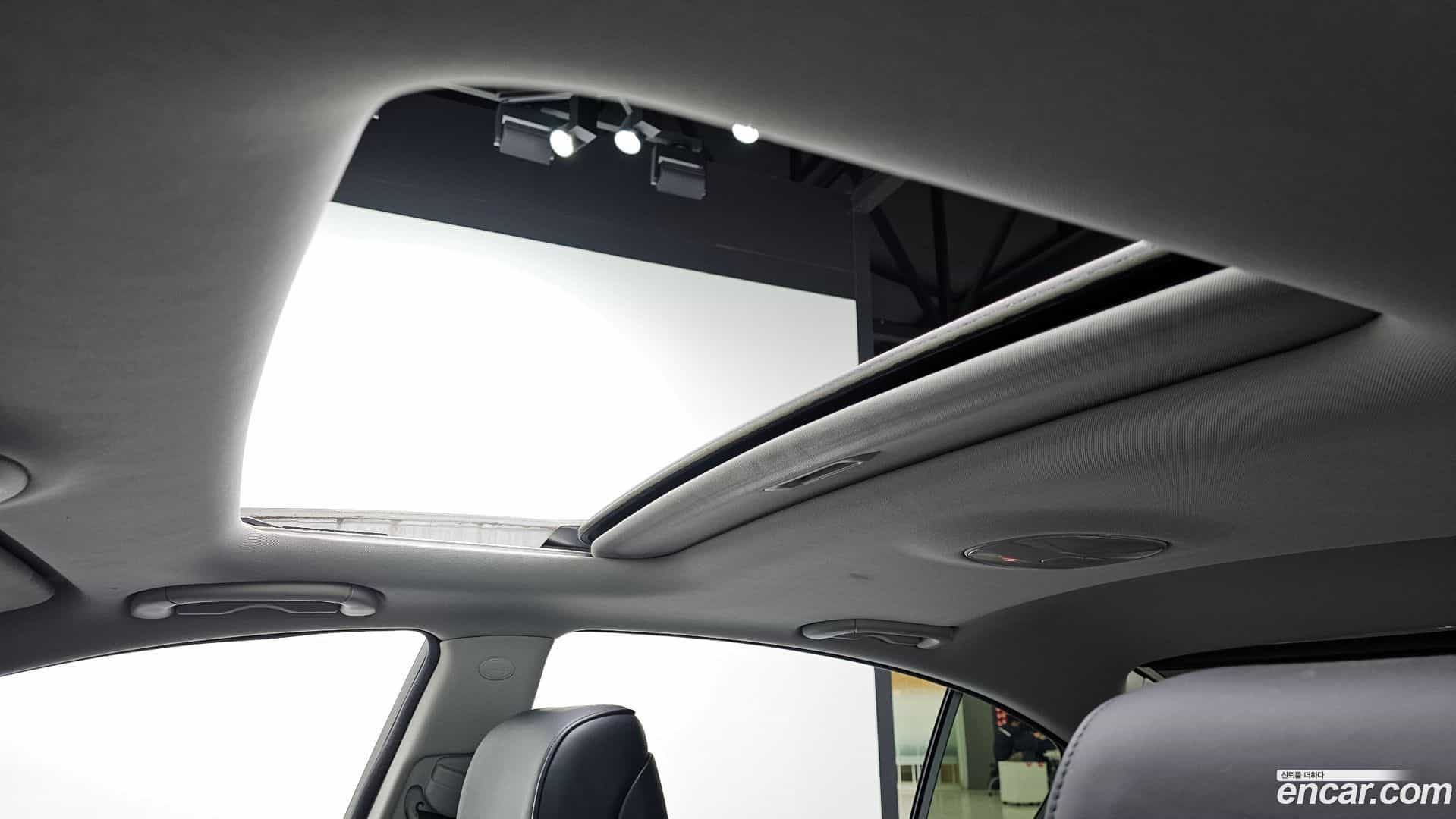 Genesis Hyundai 2012.0-OPTION-023