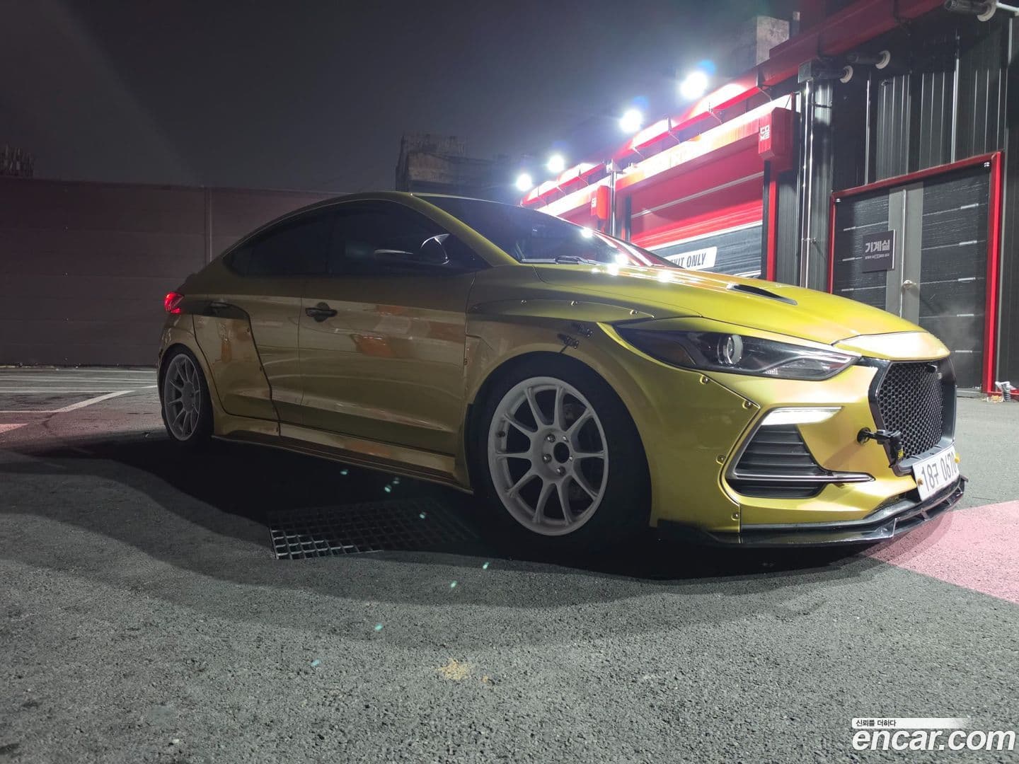 Main__Slider__Photo:AVANTE Hyundai 2016.5-1