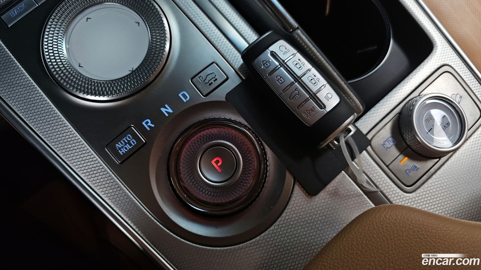 Main__Slider__Photo:GV80 Genesis 2021.8-8