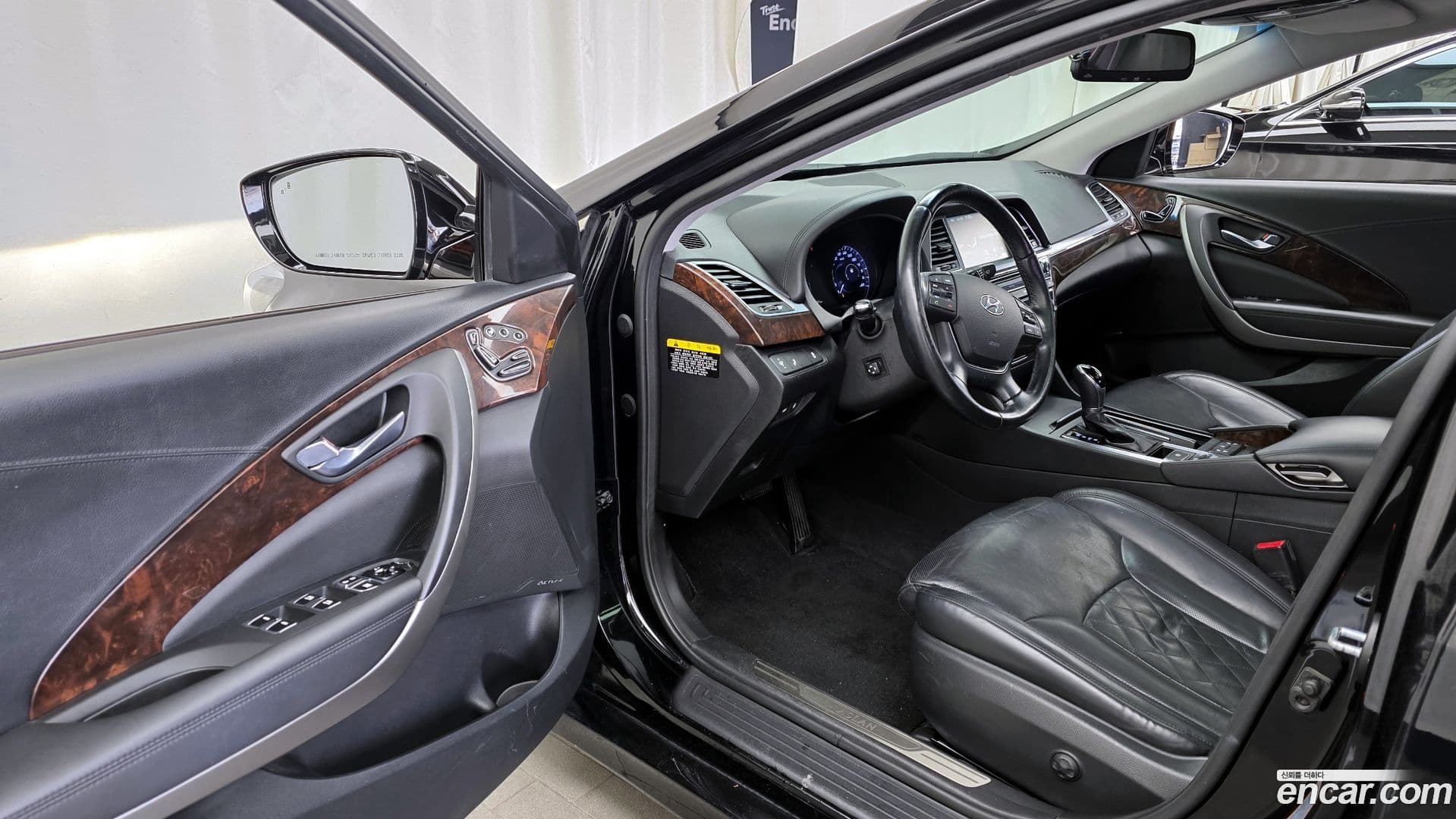 Main__Slider__Photo:Aslan Hyundai 2015.2-9